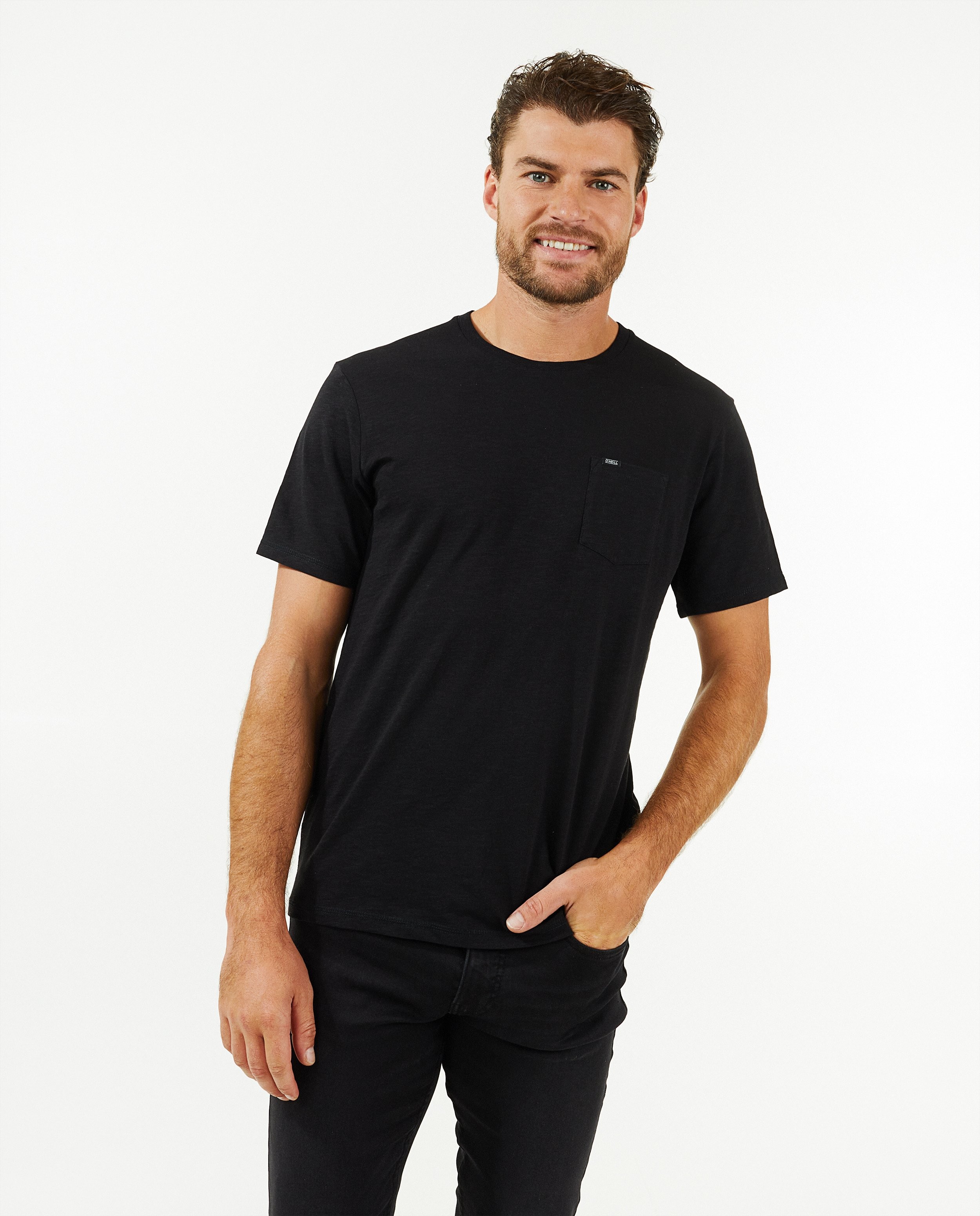 T-shirts - T-shirt noir avec poche de poitrine