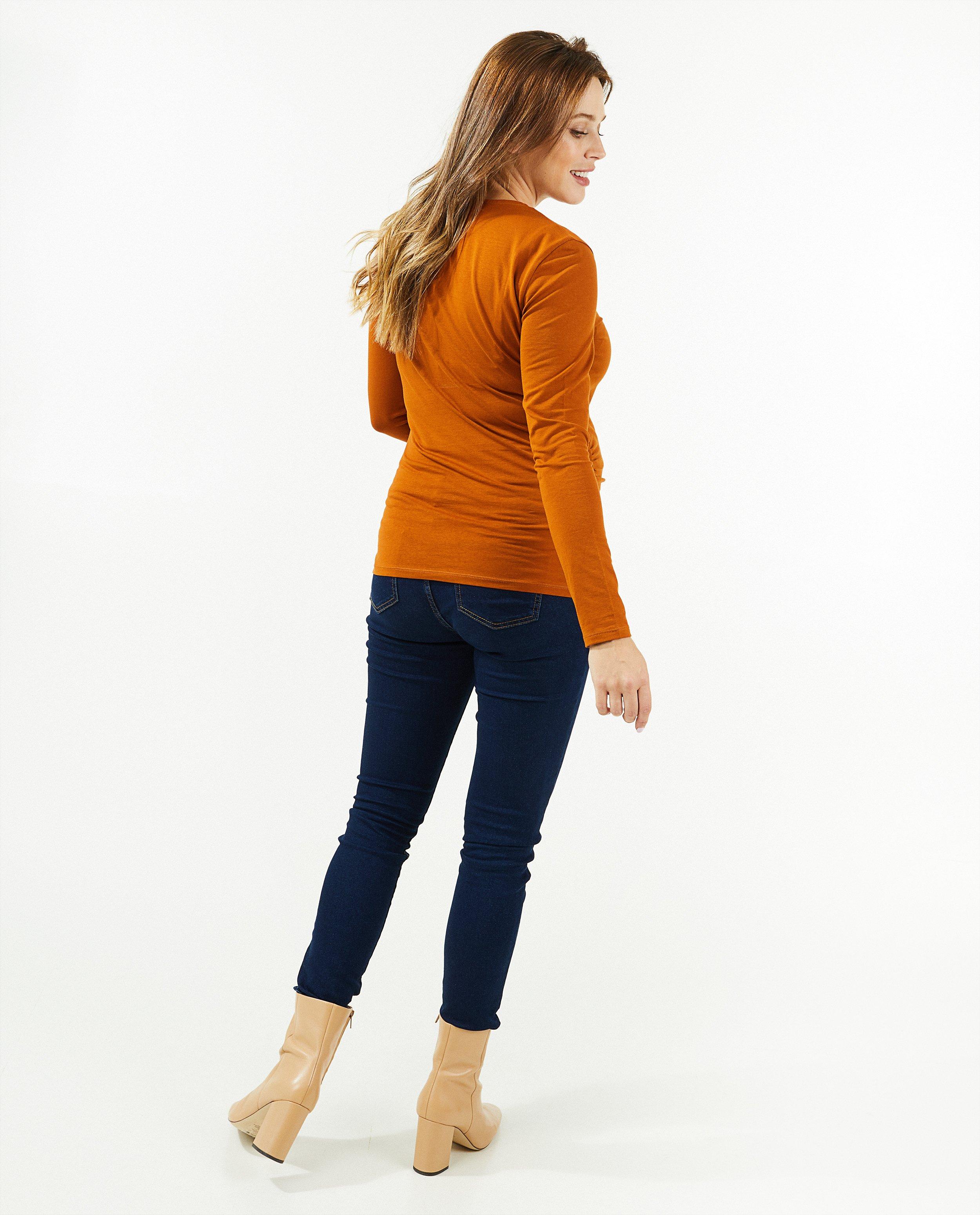 T-shirts - Bruine longsleeve, zwangerschap