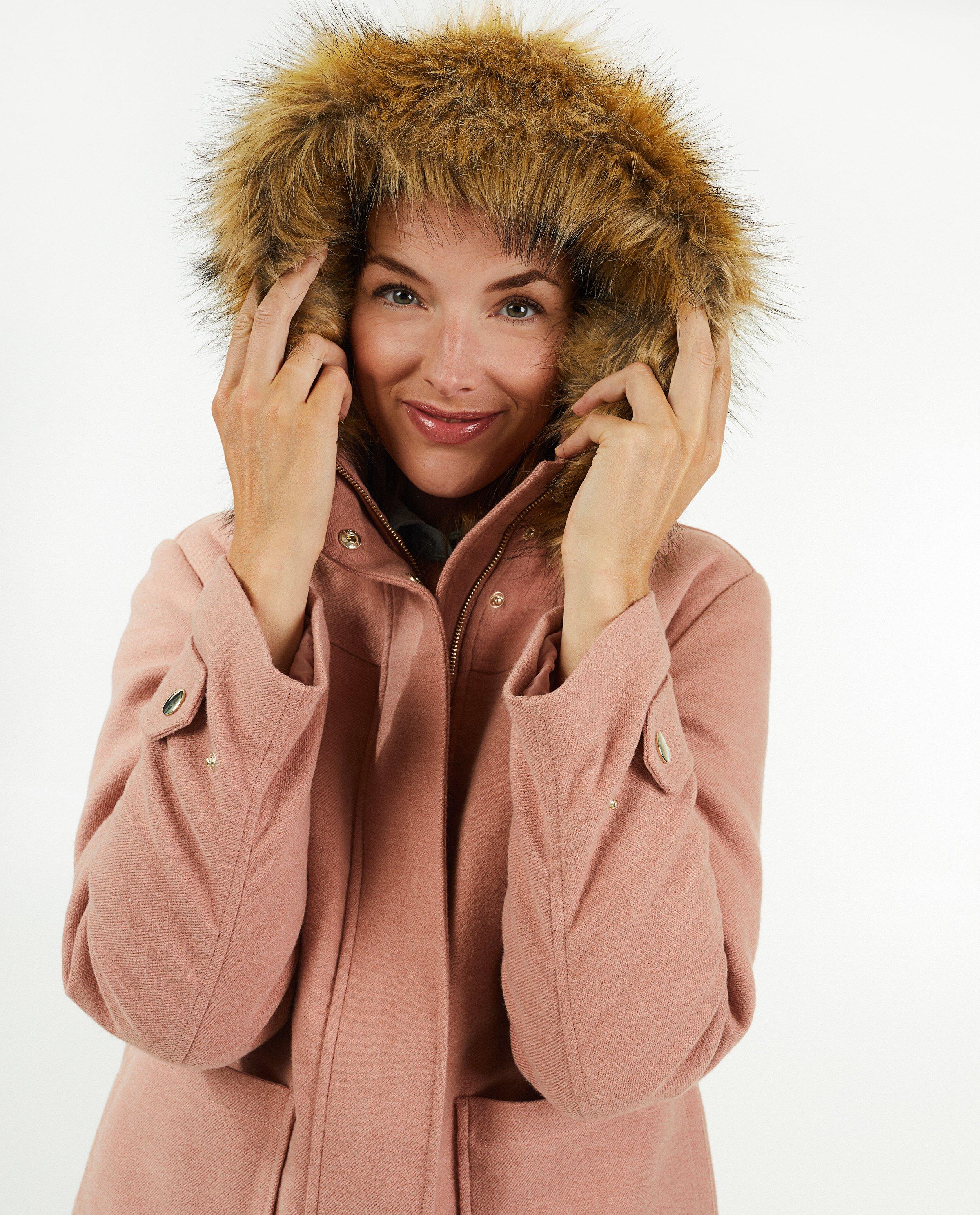 Manteau rose avec de la fausse fourrure - null - Sora