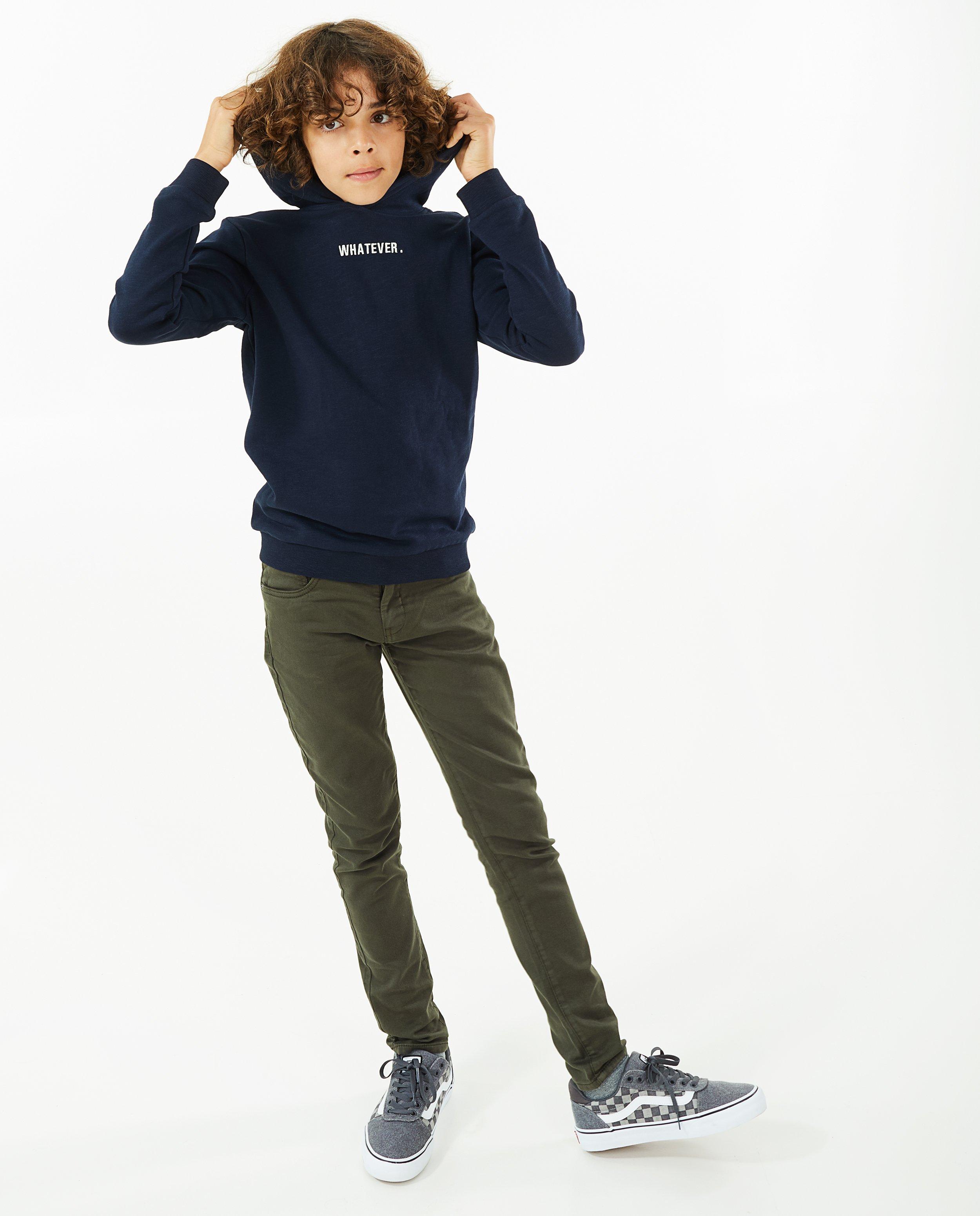 Sweaters - Zwarte hoodie met opschrift