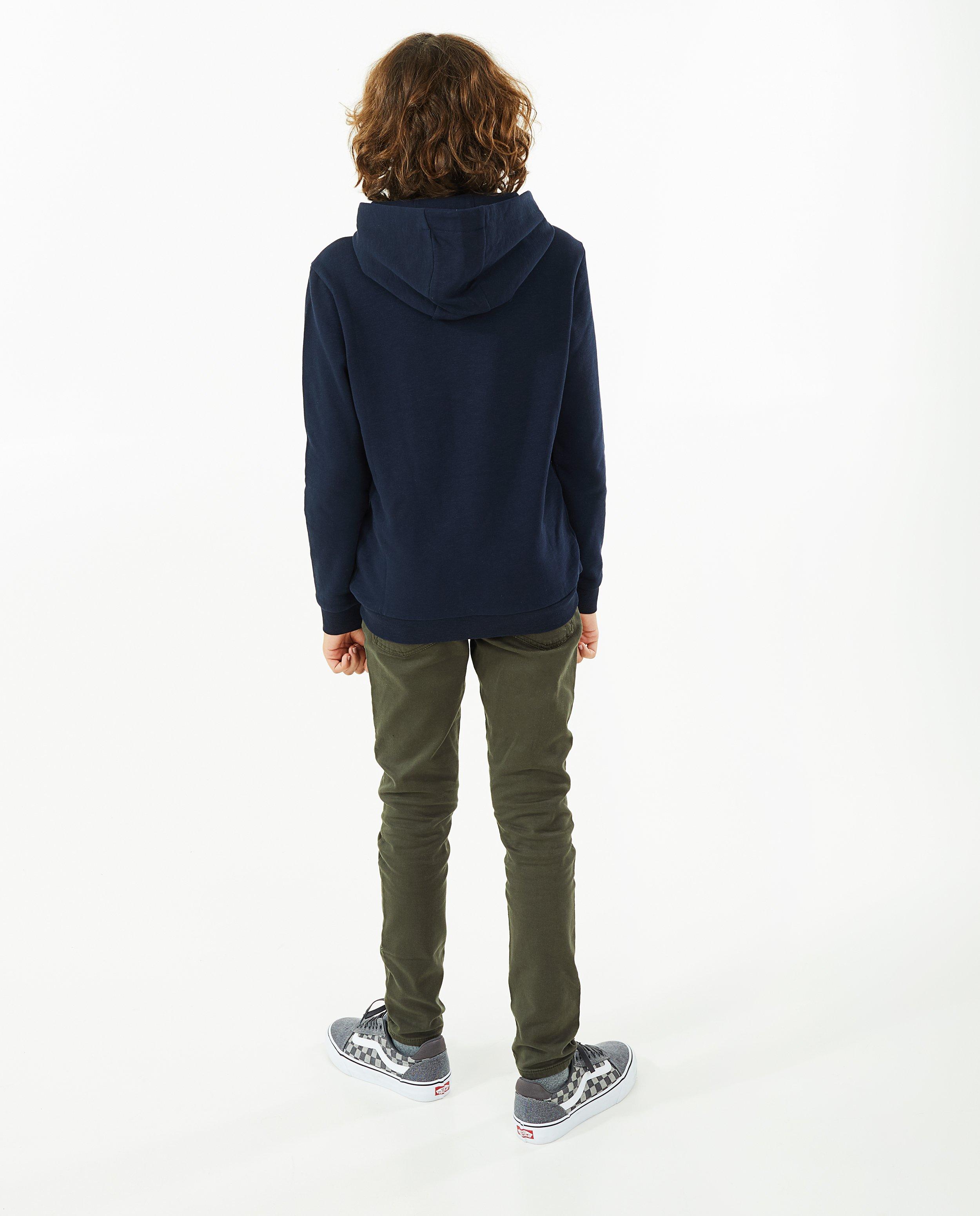 Sweaters - Zwarte hoodie met opschrift