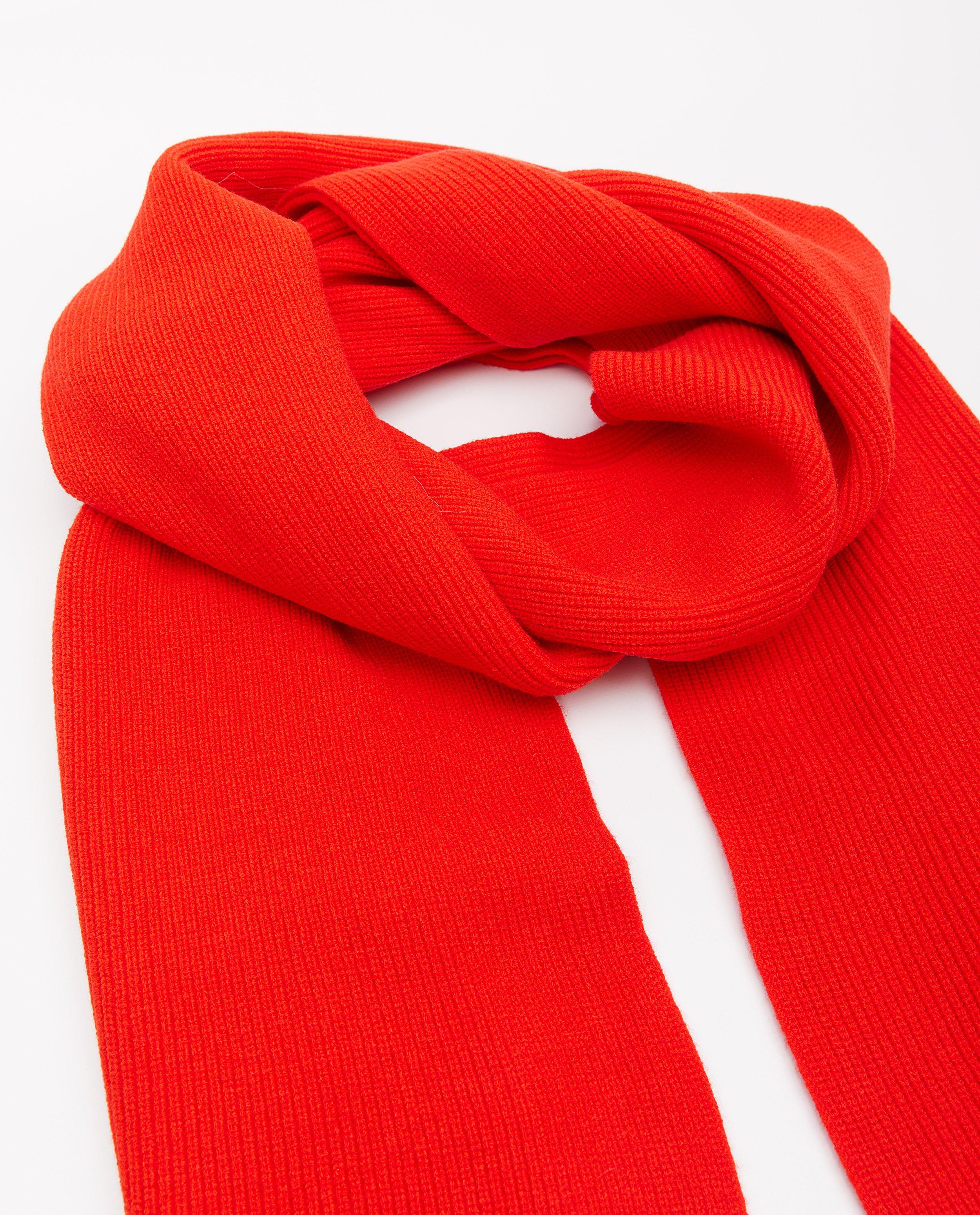 Bonneterie - Écharpe rouge en tricot côtelé