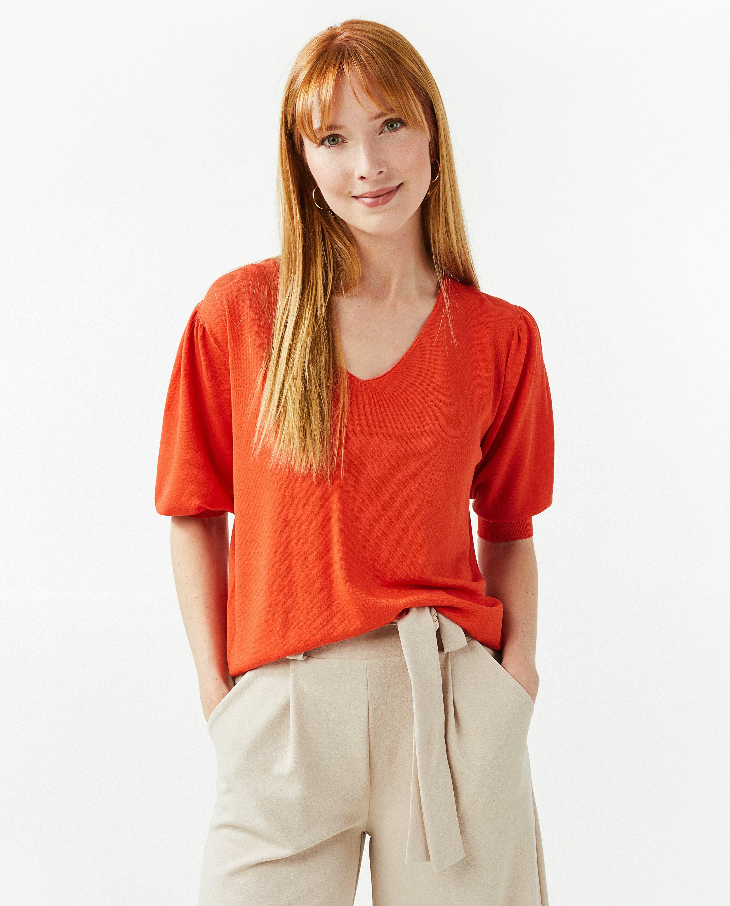 Pull rouge col v sales