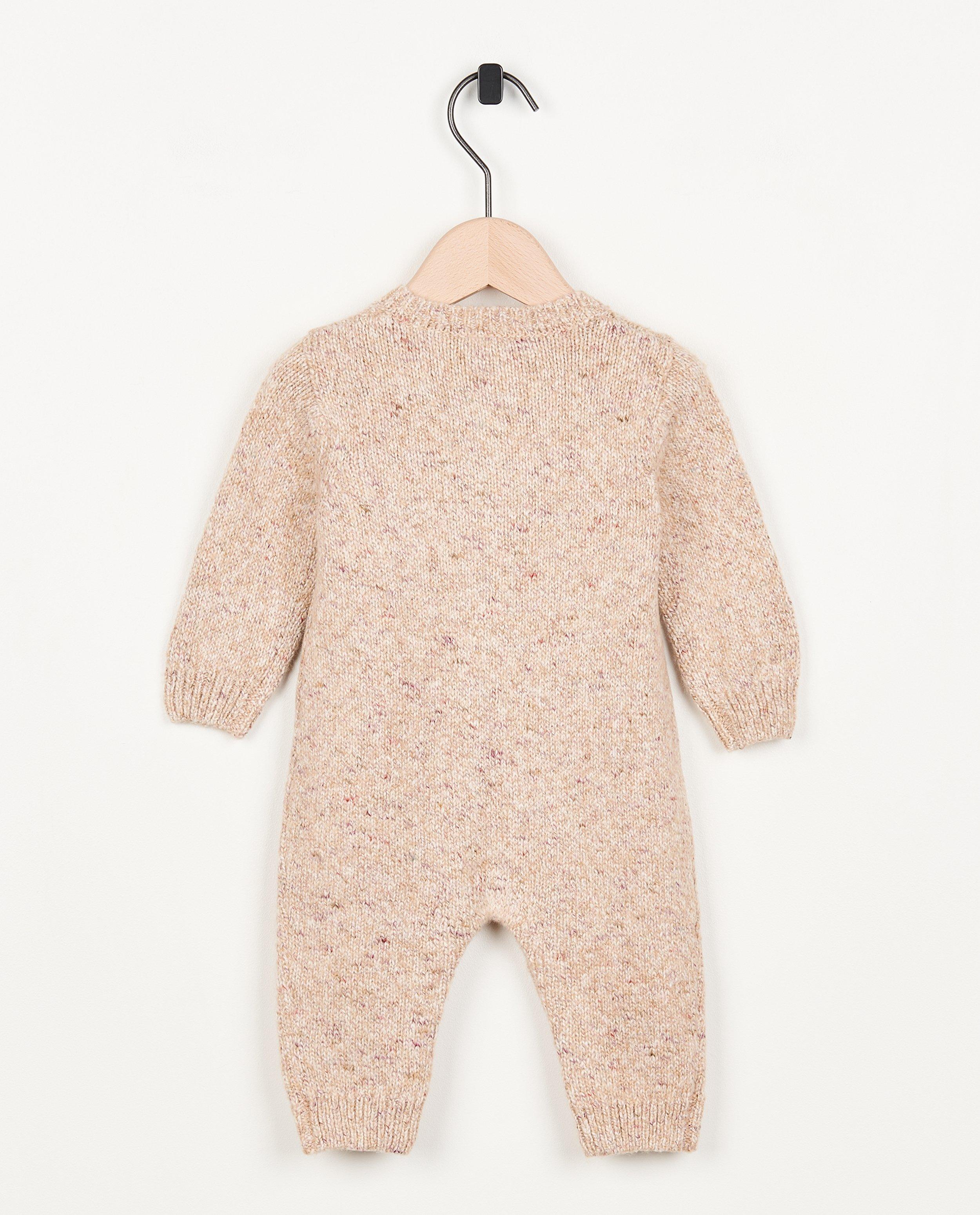 Jumpsuit - Beige kruippak van fijne brei