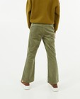 Pantalons - Pantalon en velours côtelé, coupe à pattes d’éléphant (flared)