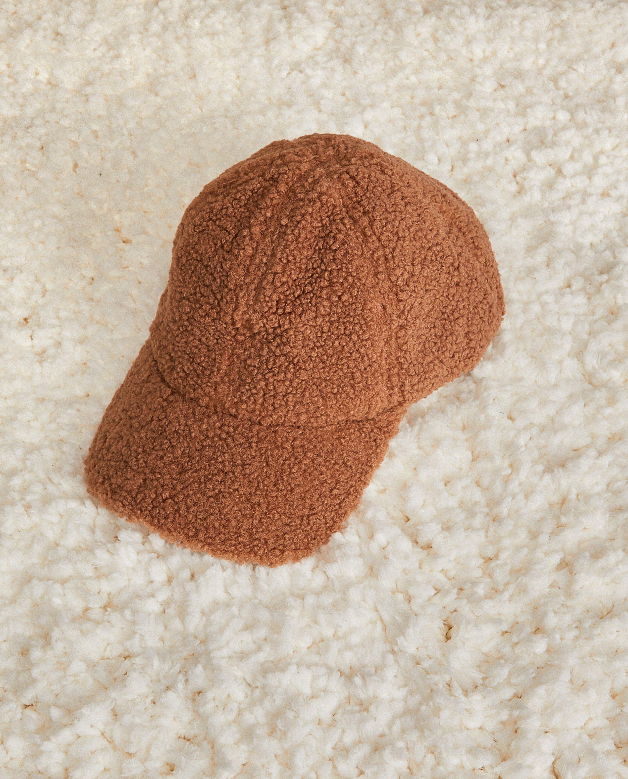 Bonneterie - Casquette en peluche personnalisable, adultes