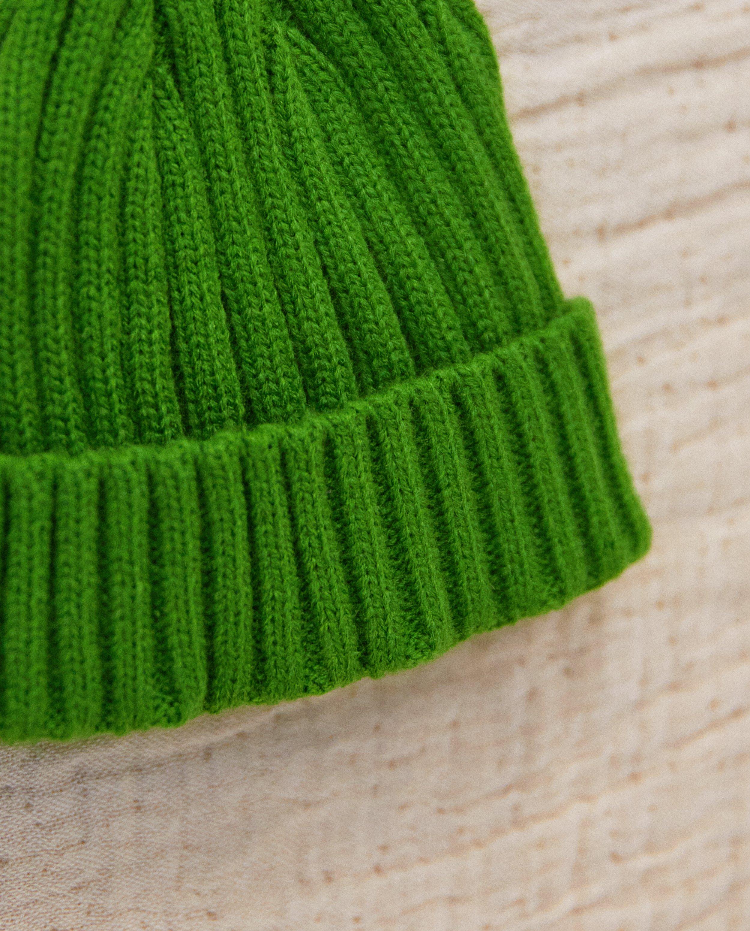 Breigoed - Groene muts met rib, baby