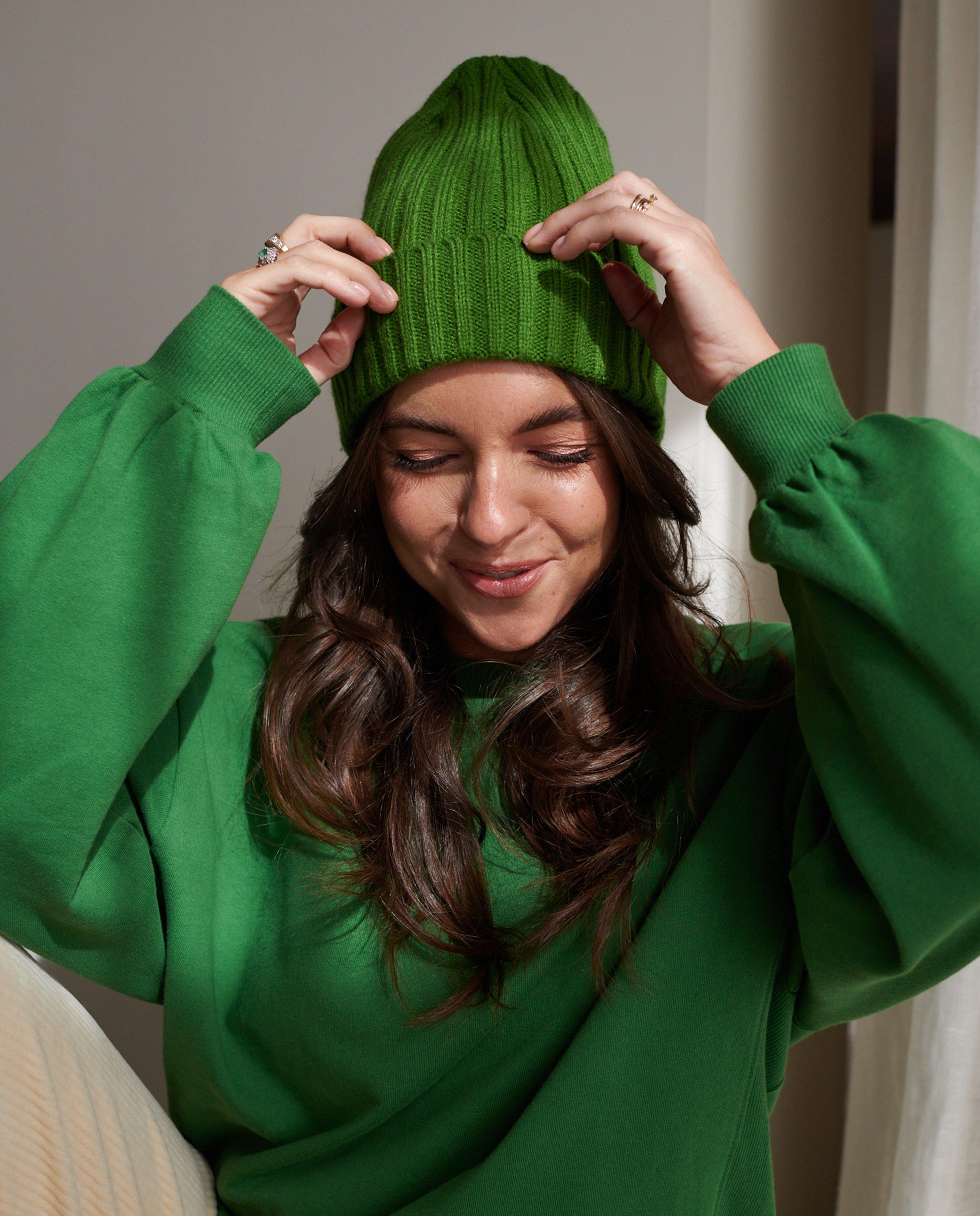 Groene muts met rib, dames - null - Nanja Massy