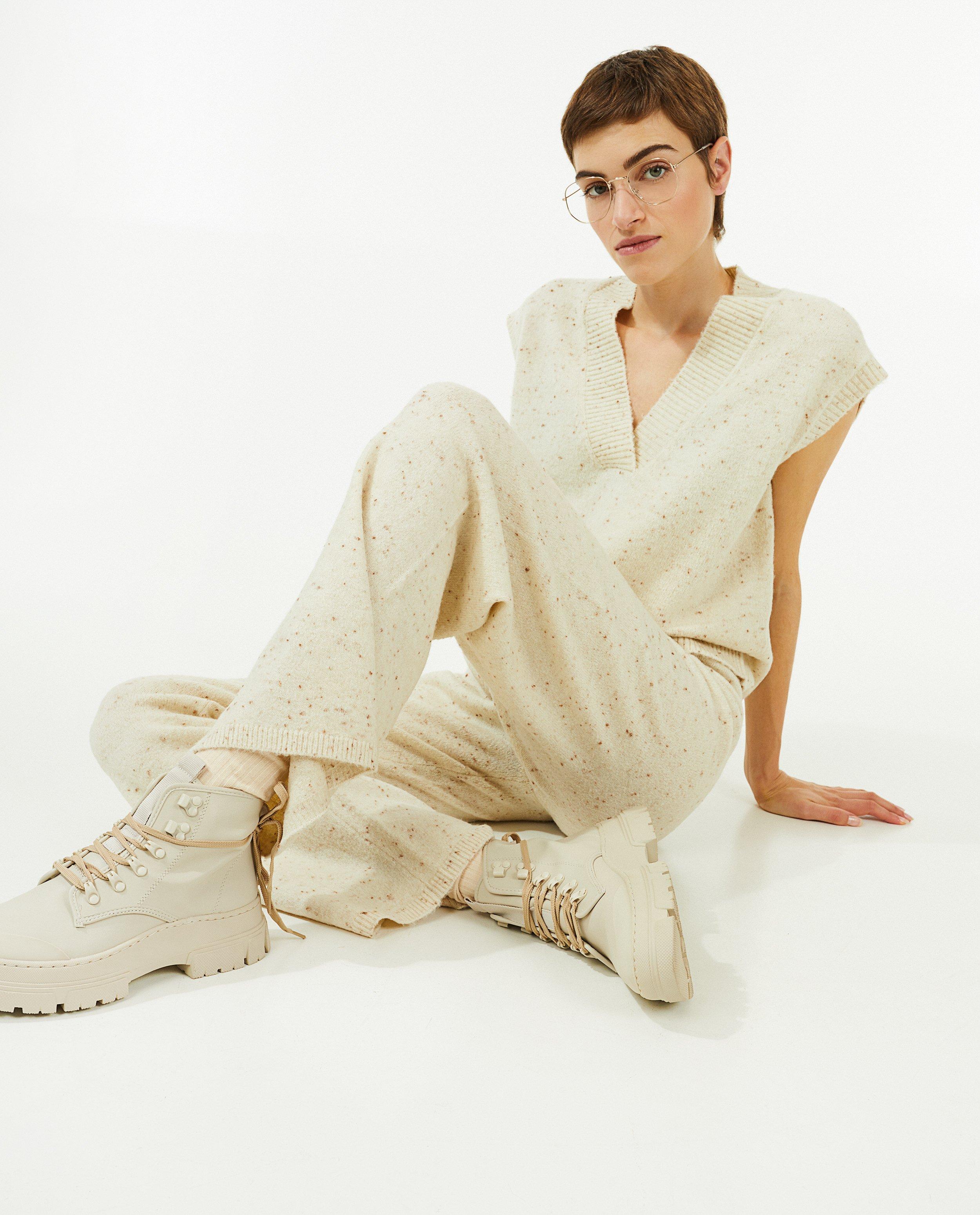 Pantalon en tricot avec des mouchetures - null - Sora