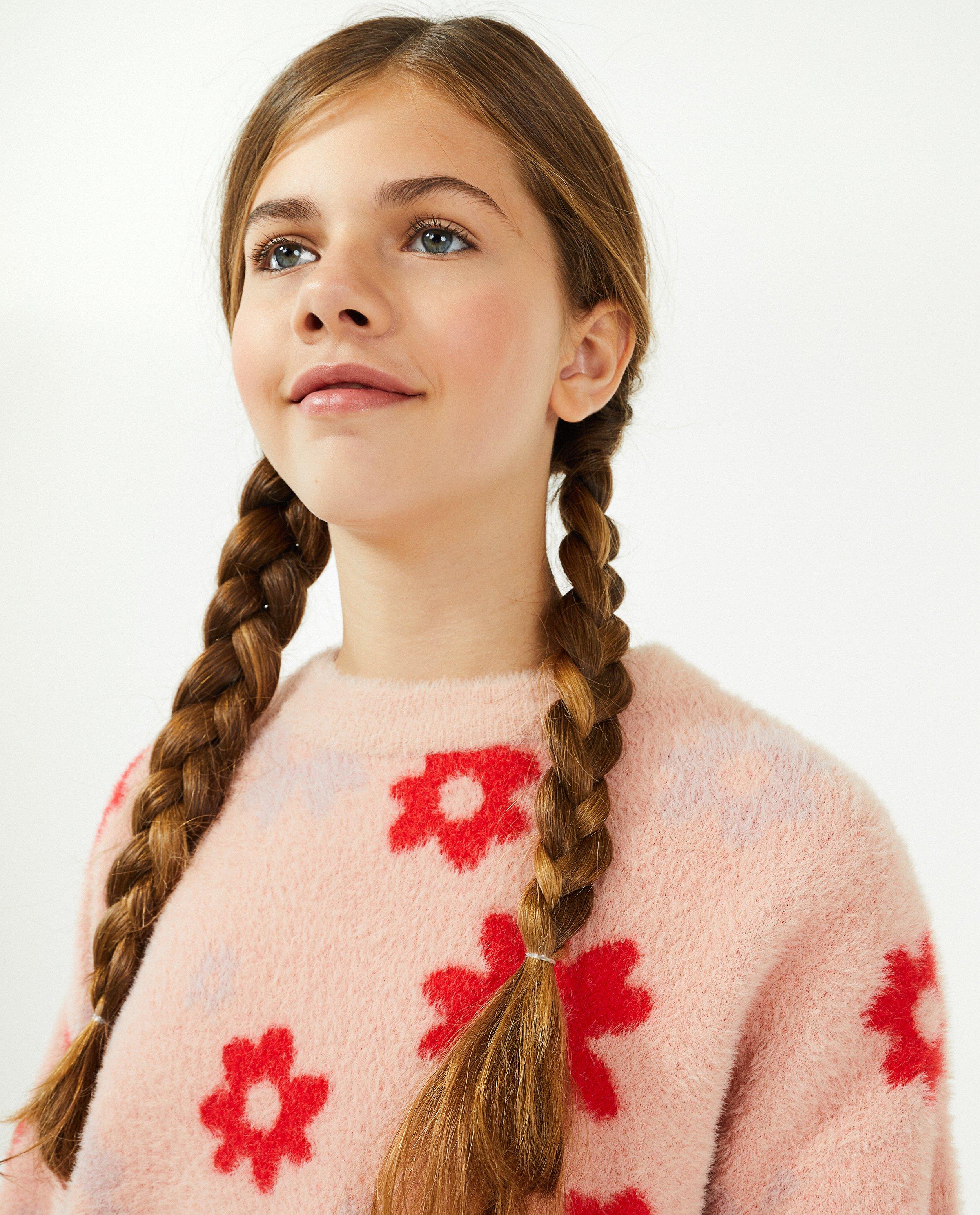 Truien - Fuzzy trui met bloemenprint
