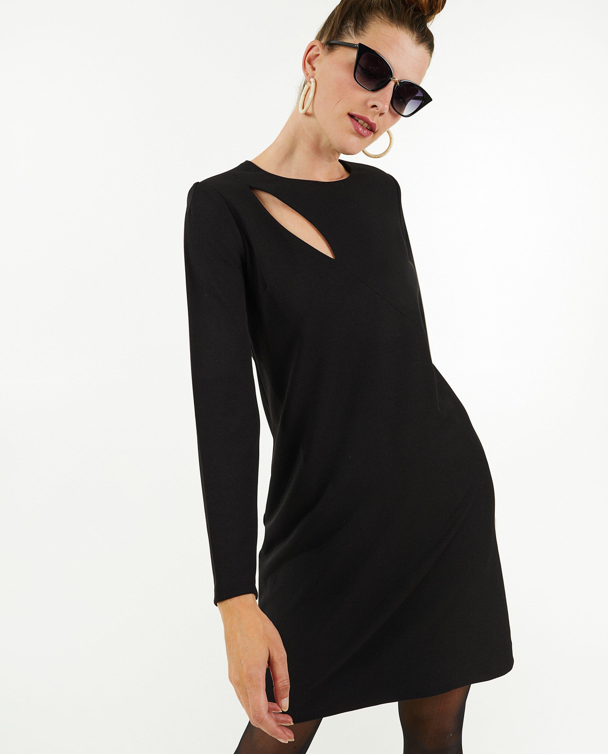 Kleedjes - Zwarte jurk met cut-out