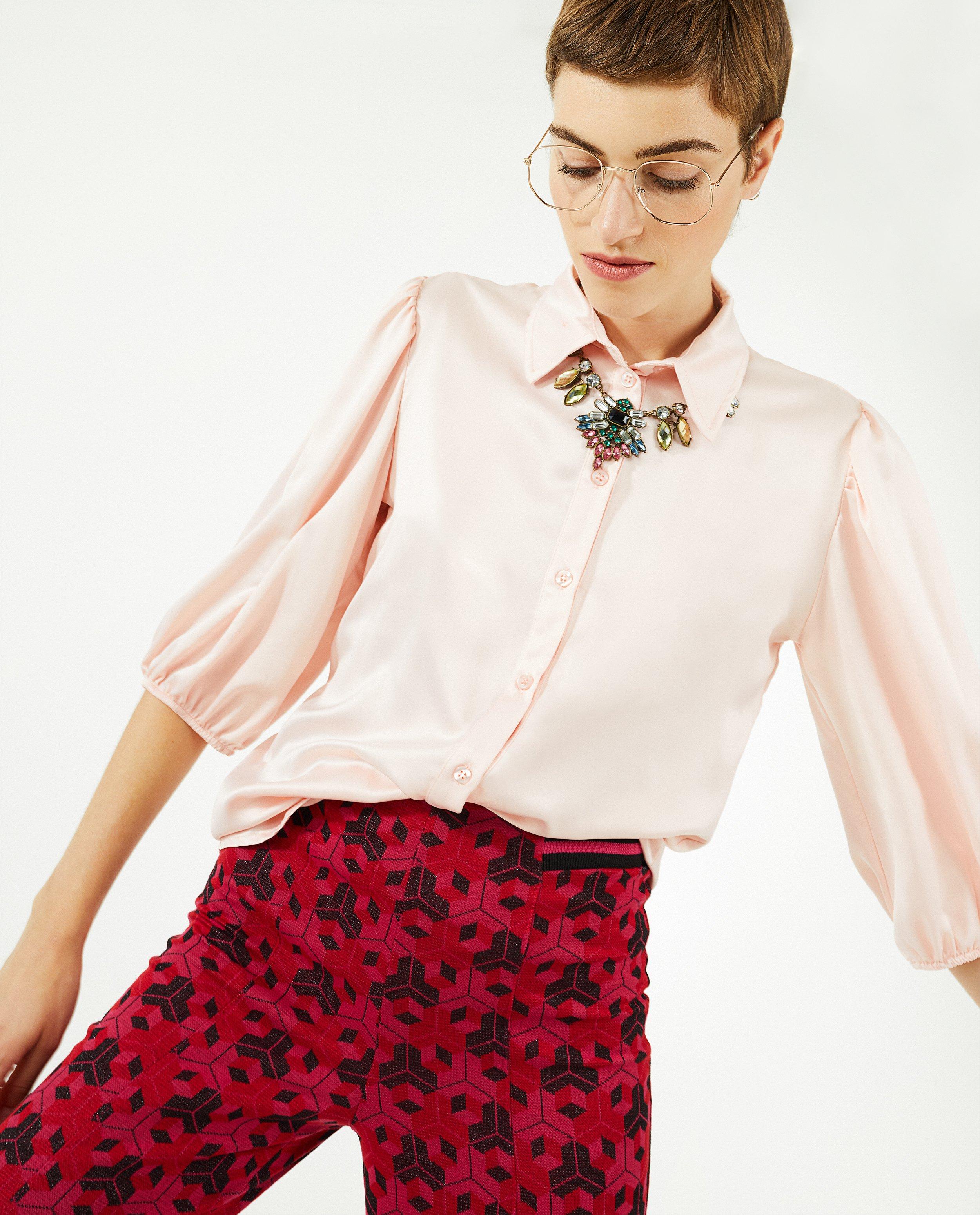 Chemises - Chemisier rose en satin