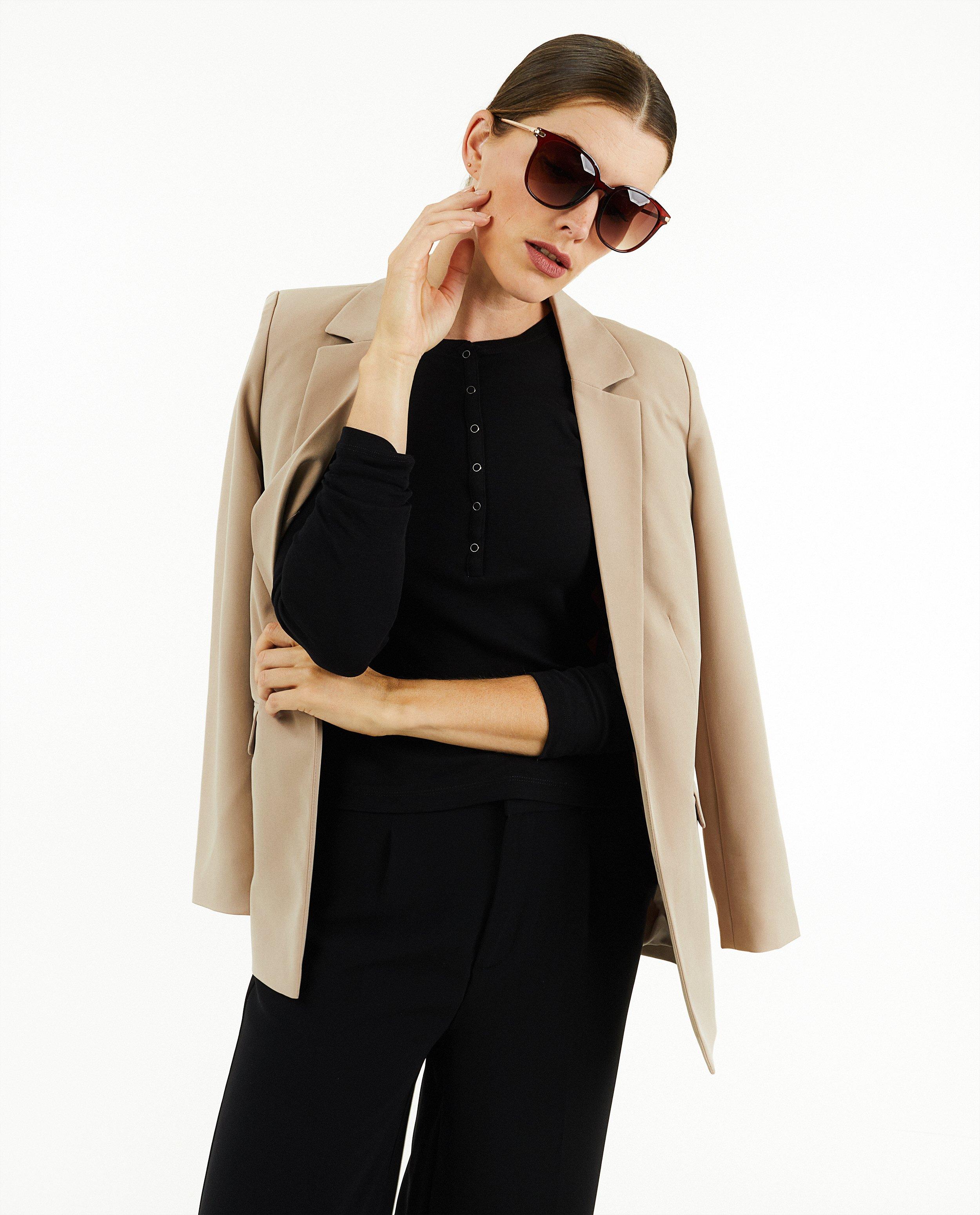 T-shirts - Paarse longsleeve met knoopjes