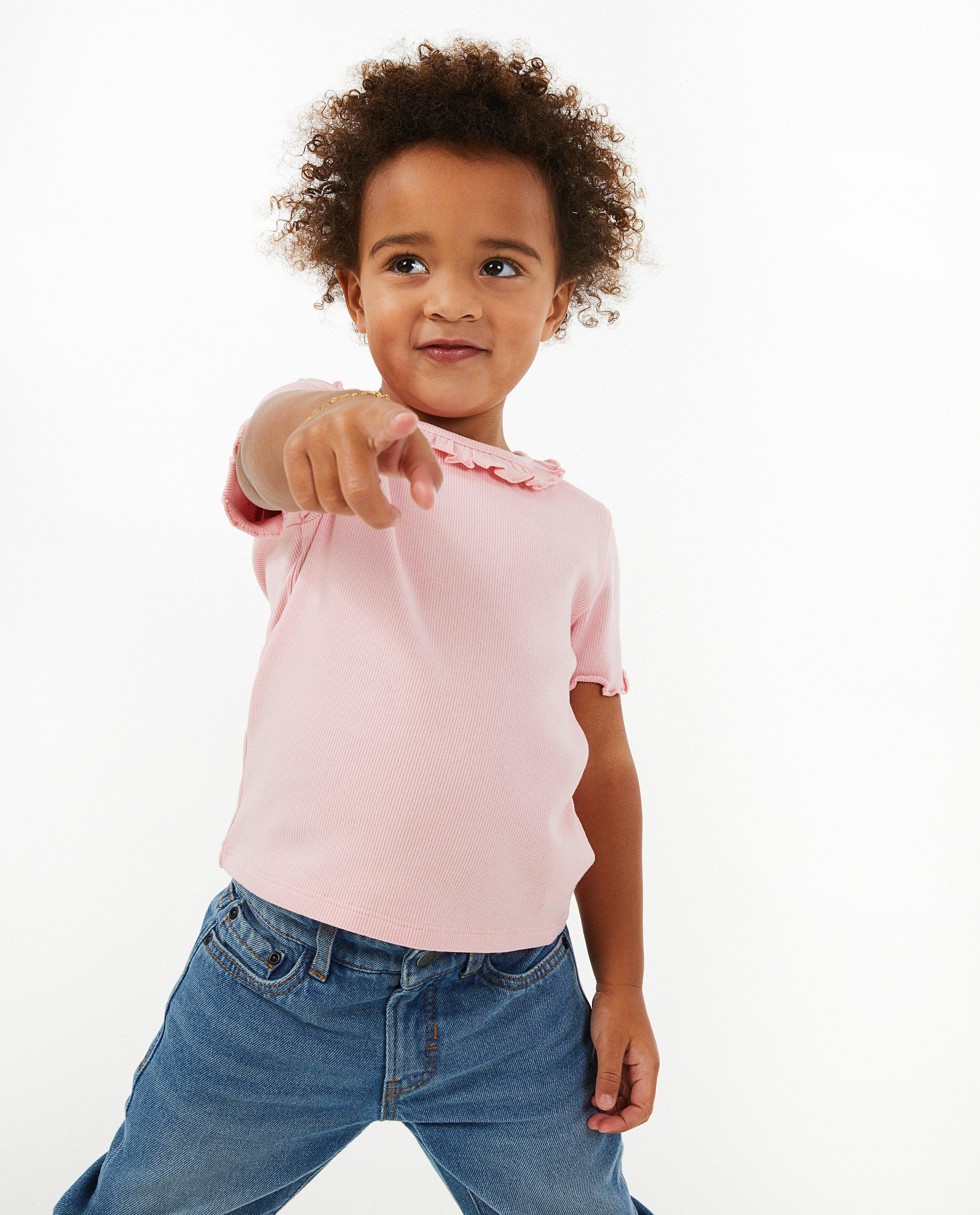 T-shirts - Geribde top met ruches