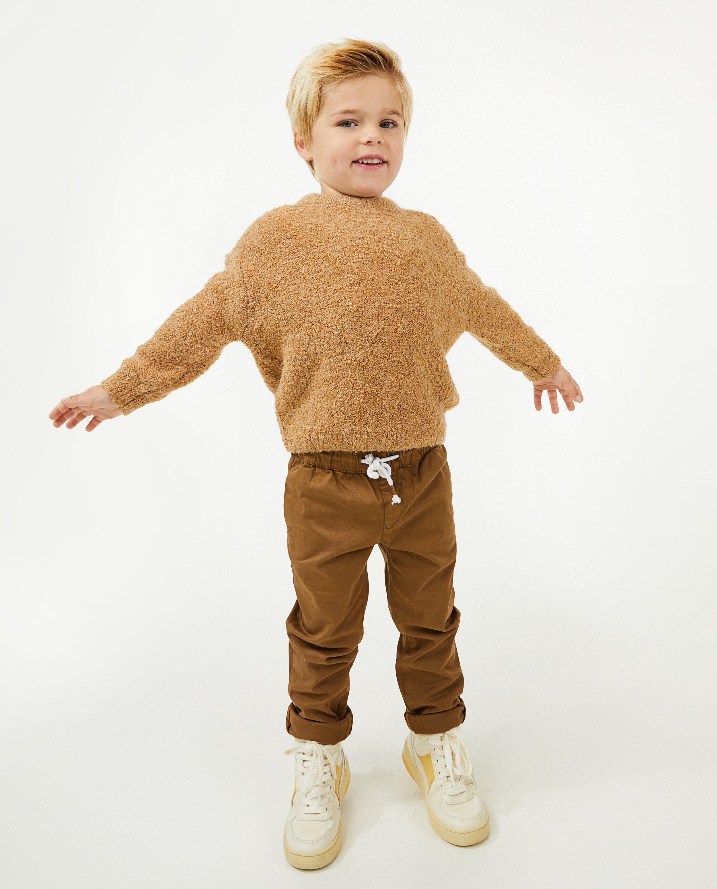 Pull brun, 2-7 ans - null - Nanja Massy