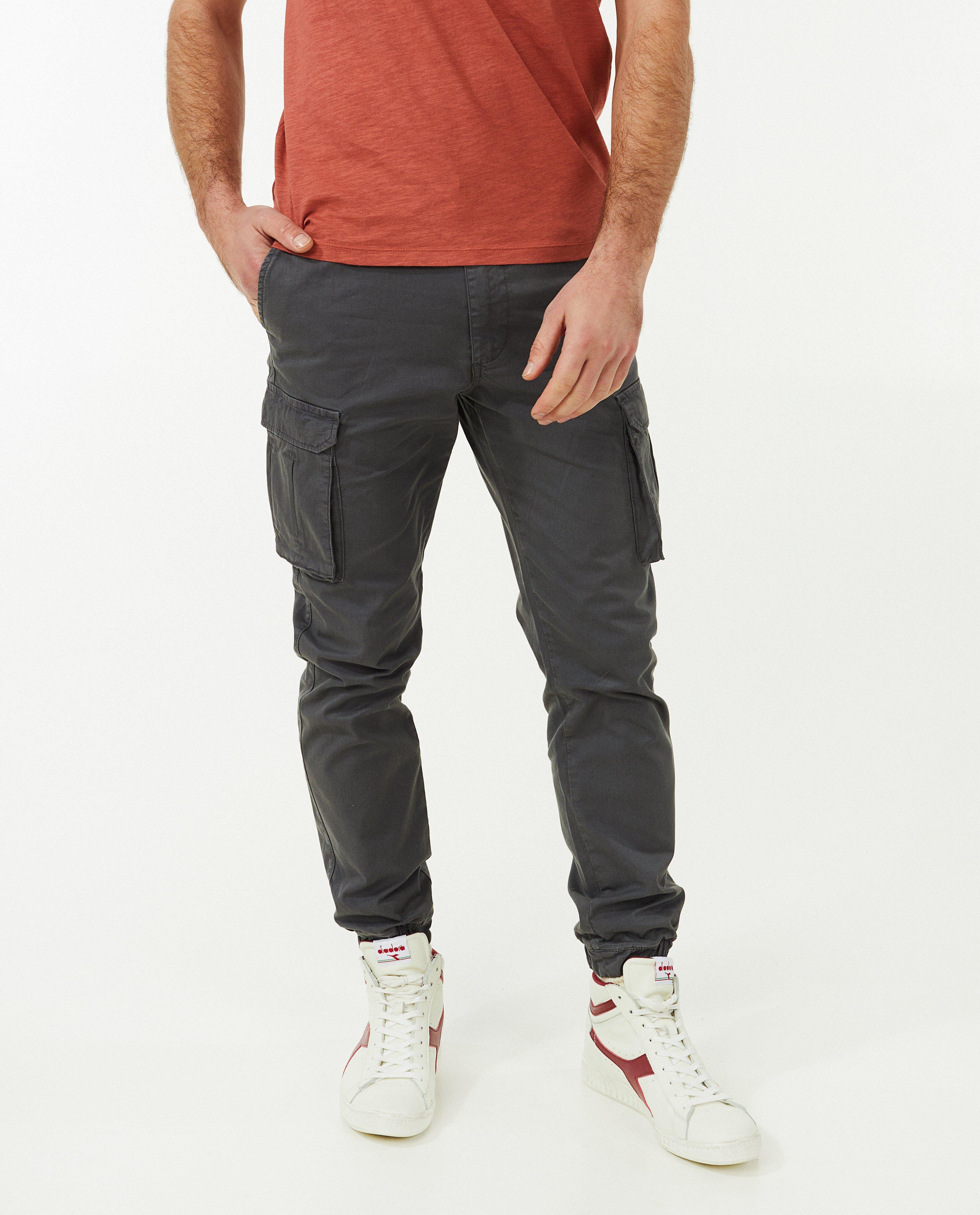 Pantalons - Pantalon vert, coupe cargo