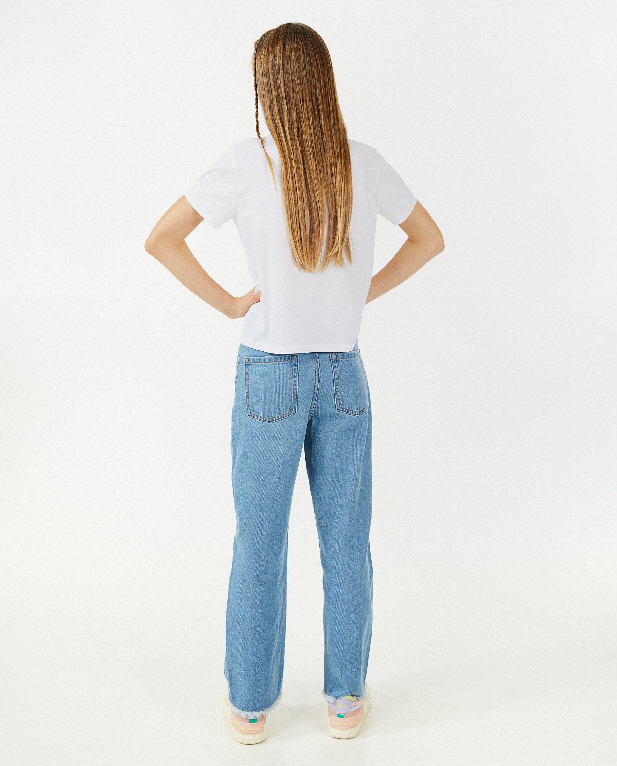 T-shirts - T-shirt met bloemetje