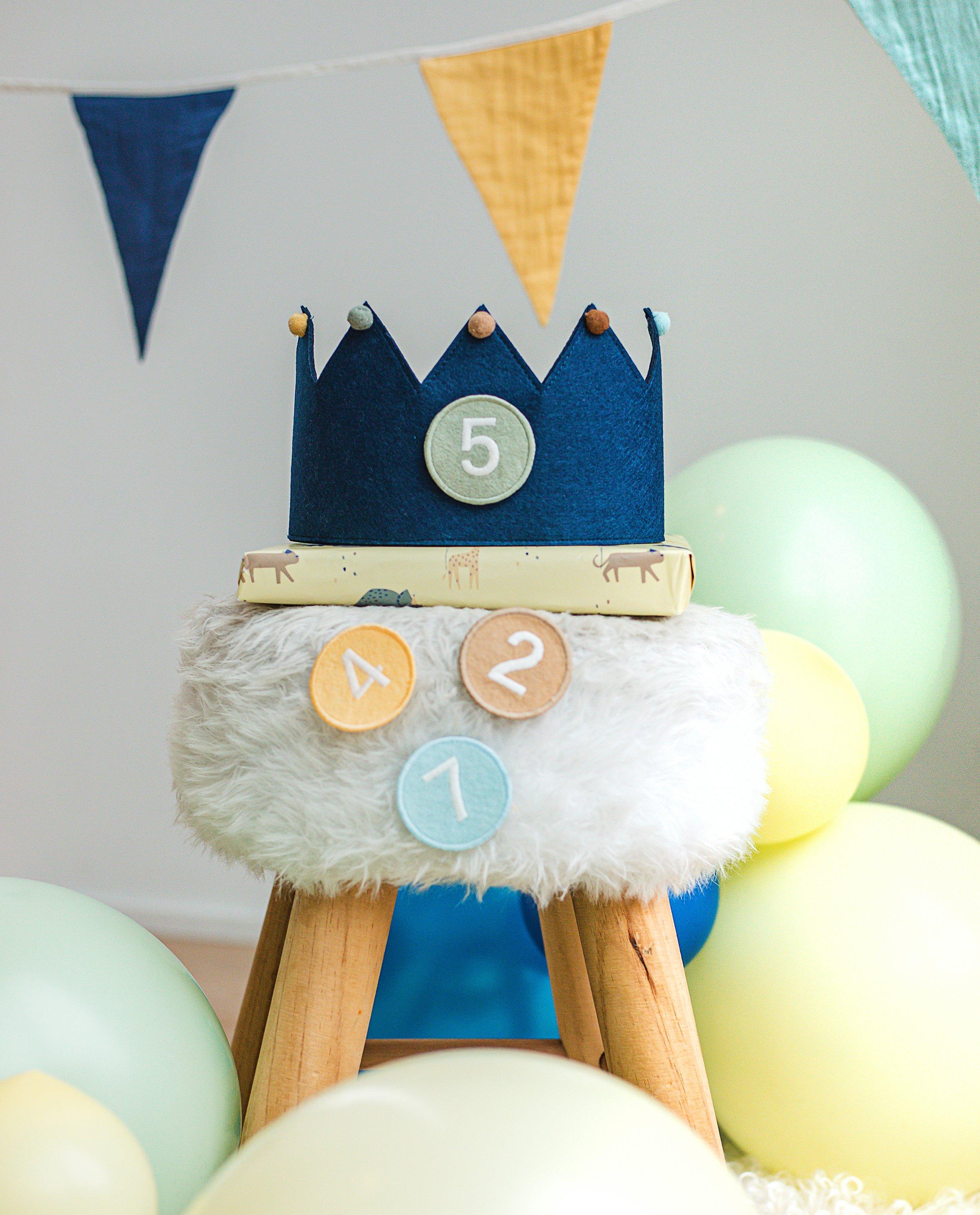 Bonneterie - Couronne d’anniversaire bleue, 1-8 ans