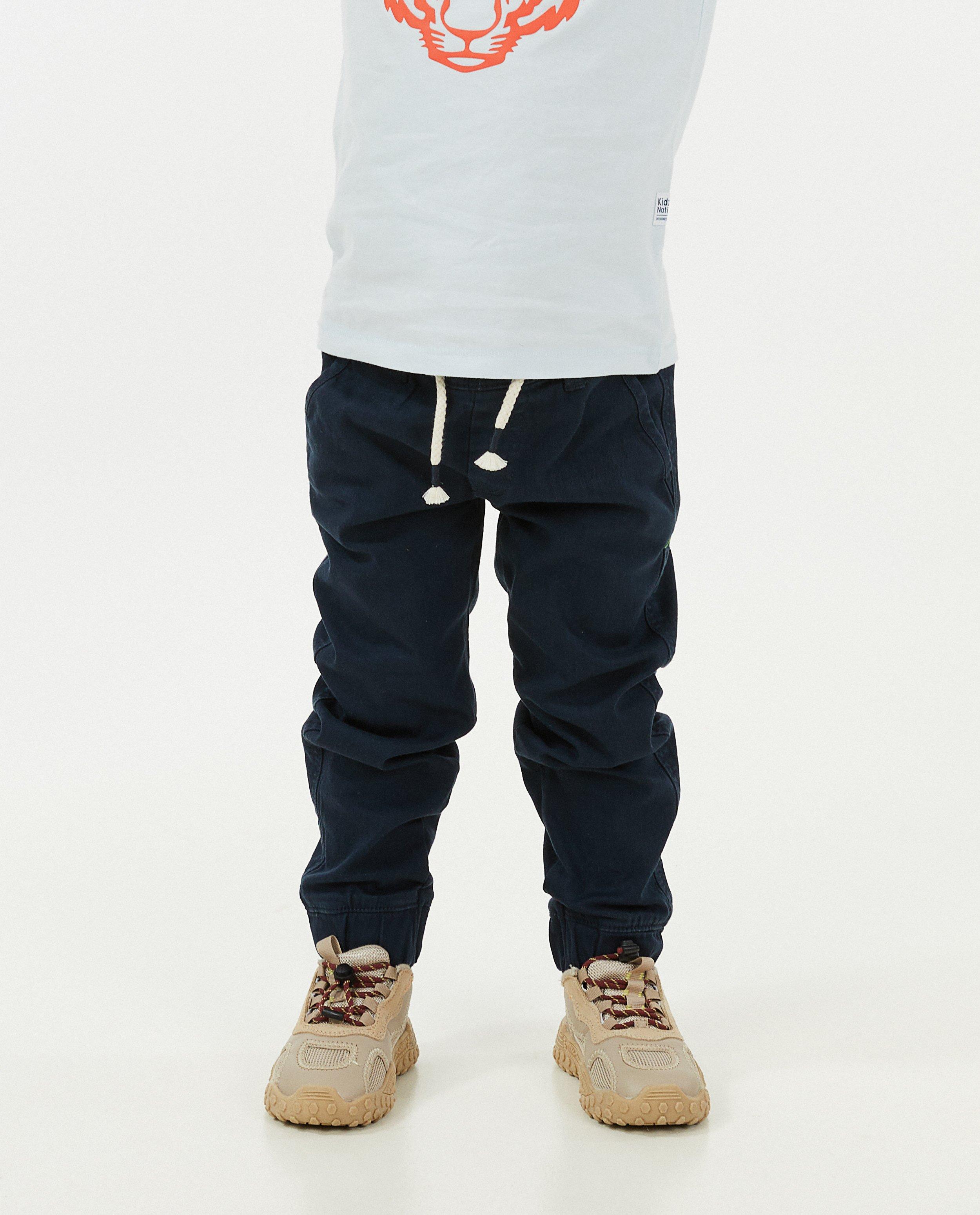 Pantalon vert, tapered (fuselé) - Détails du produit - bleu foncé - image numéro 2