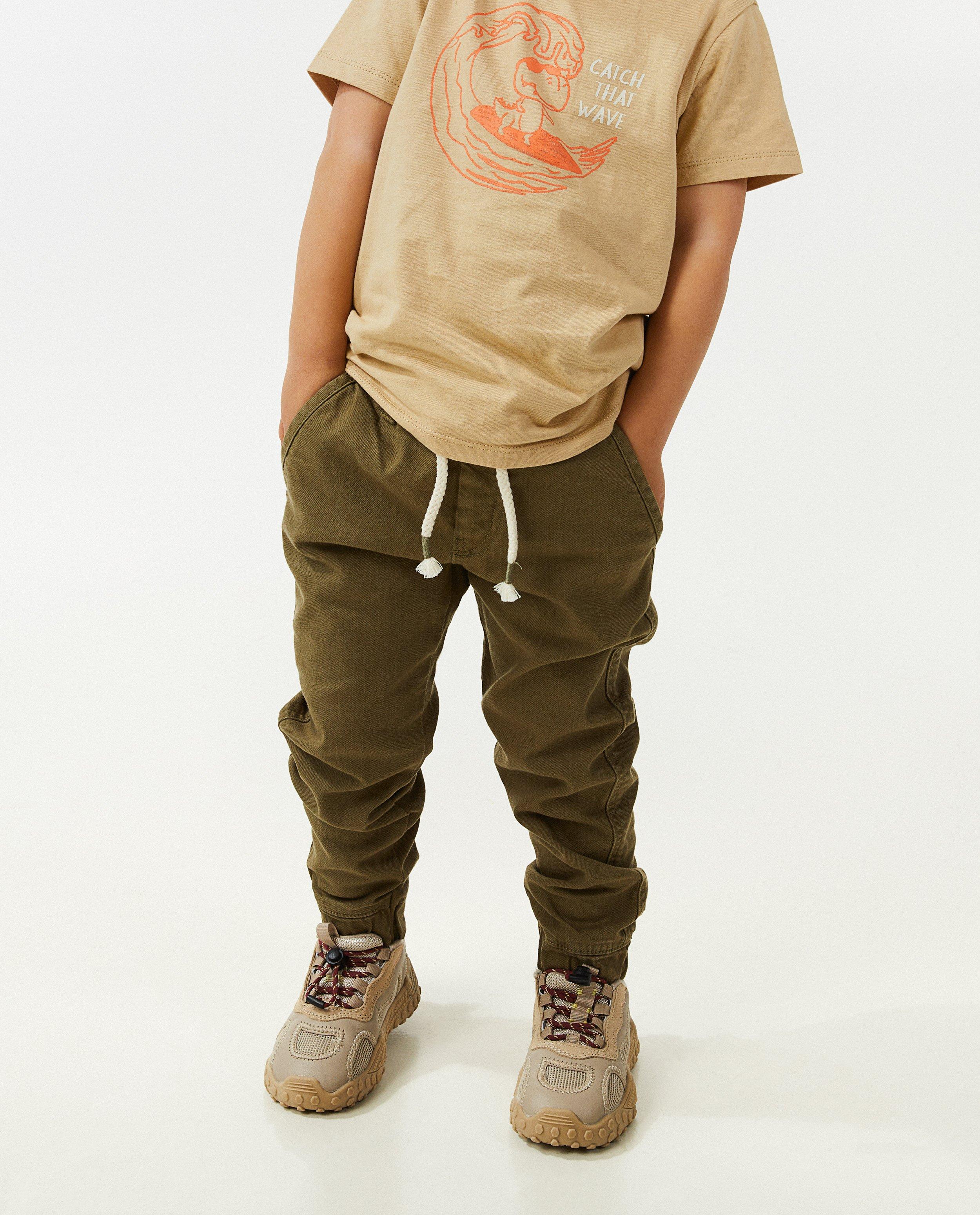 Pantalon vert, tapered (fuselé) - Détails du produit - khaki - image numéro 2