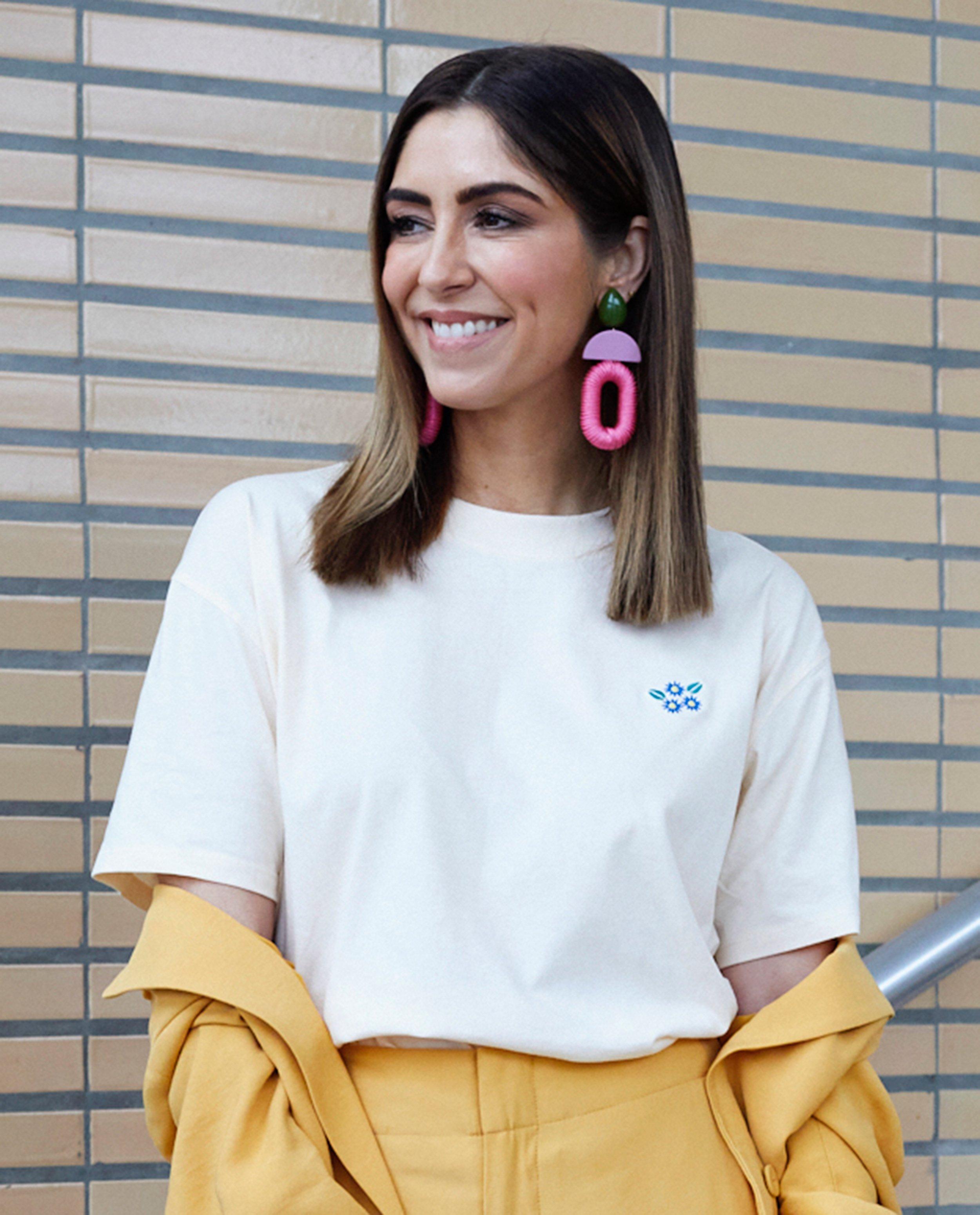 T-shirts - T-shirt jaune avec des petites fleurs
