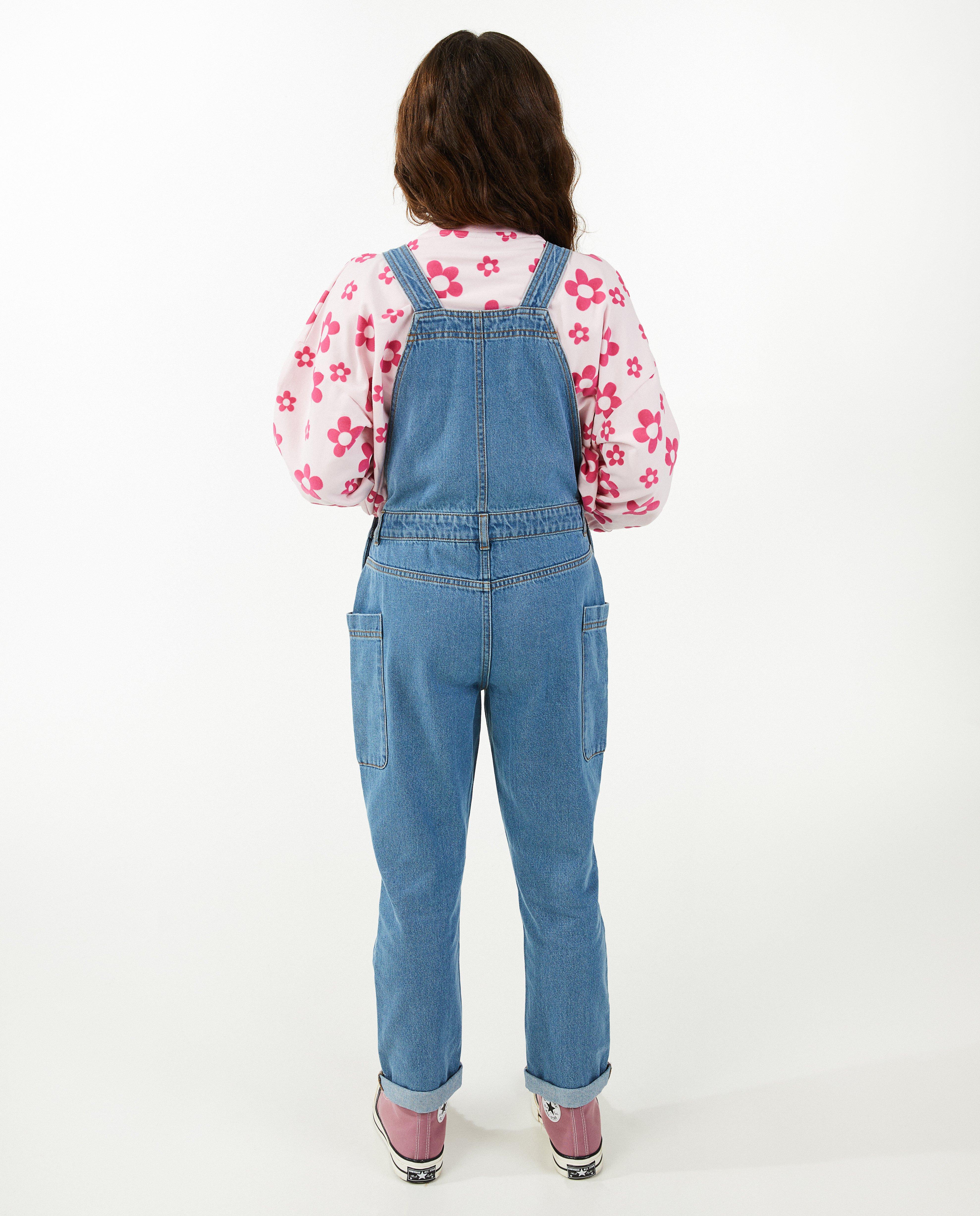 Salopette en jeans, coupe mom - D&eacute;tails du produit - bleu - image num&eacute;ro 3