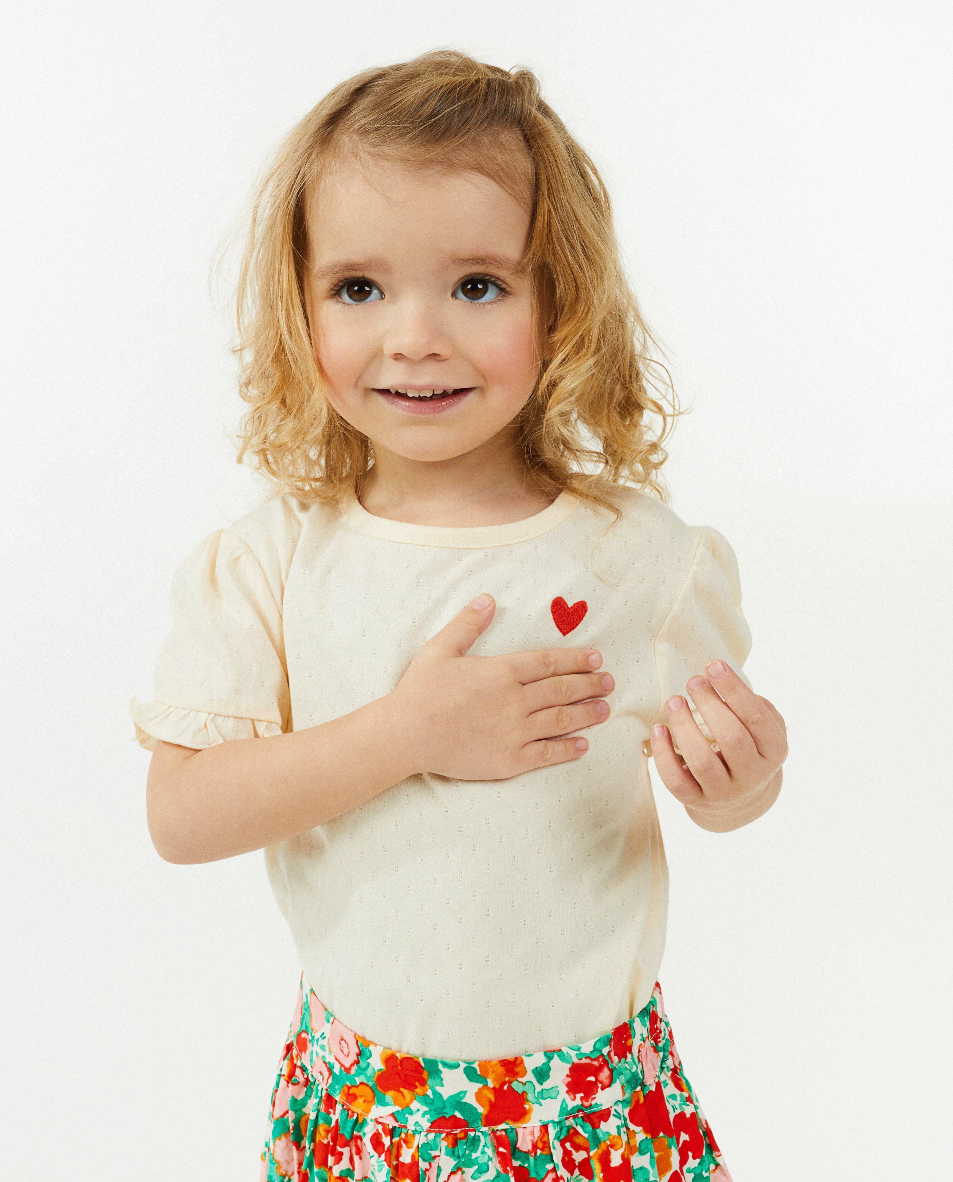 T-shirts - T-shirt met hartje