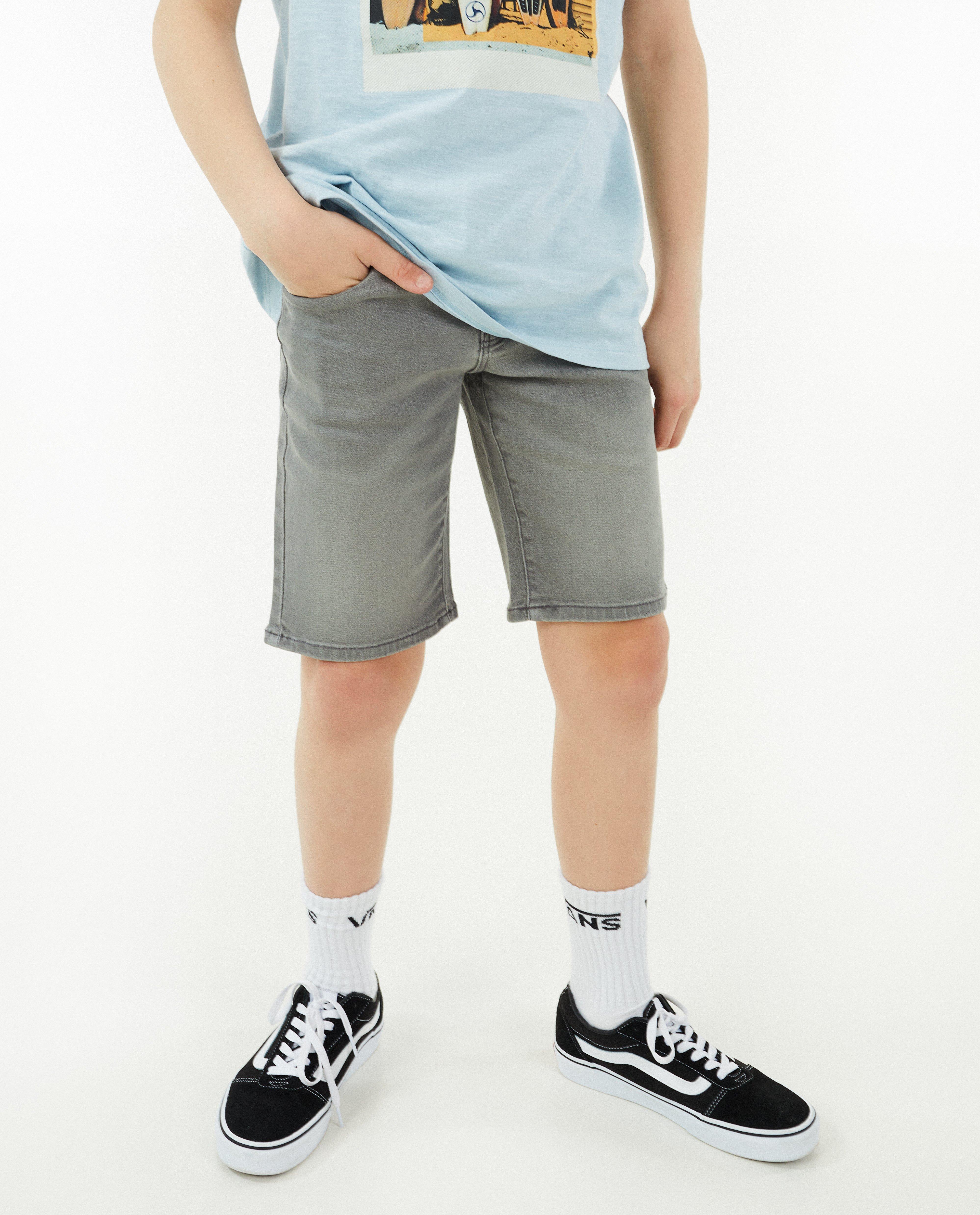 Shorten - Grijze jeansshort, slim fit