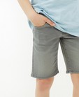 Shorten - Grijze jeansshort, slim fit
