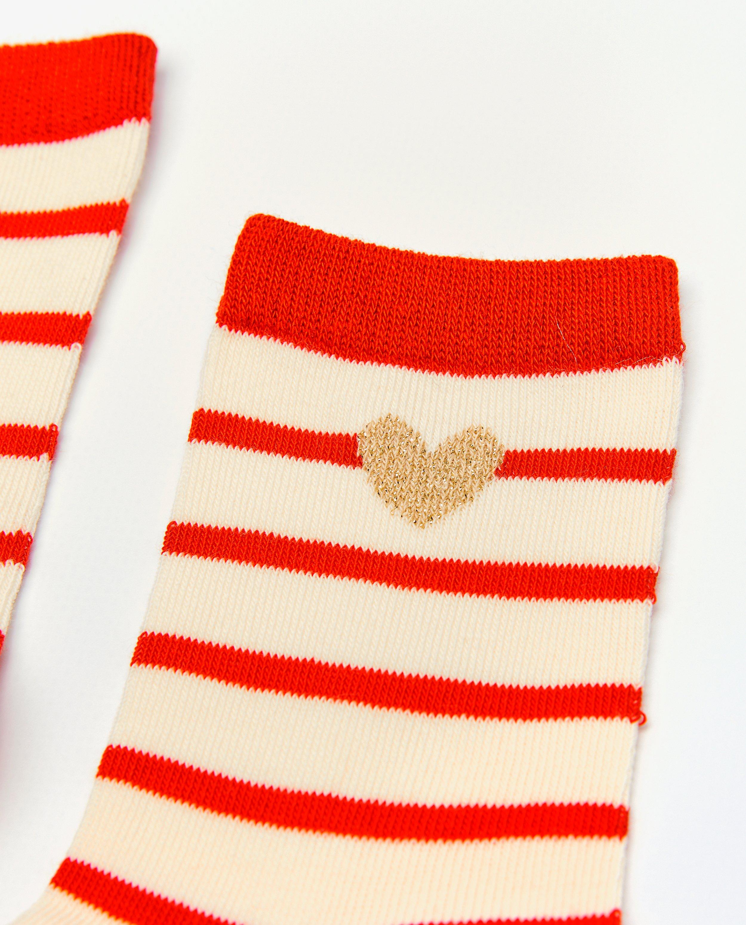 Chaussettes - Chaussettes avec un petit cœur