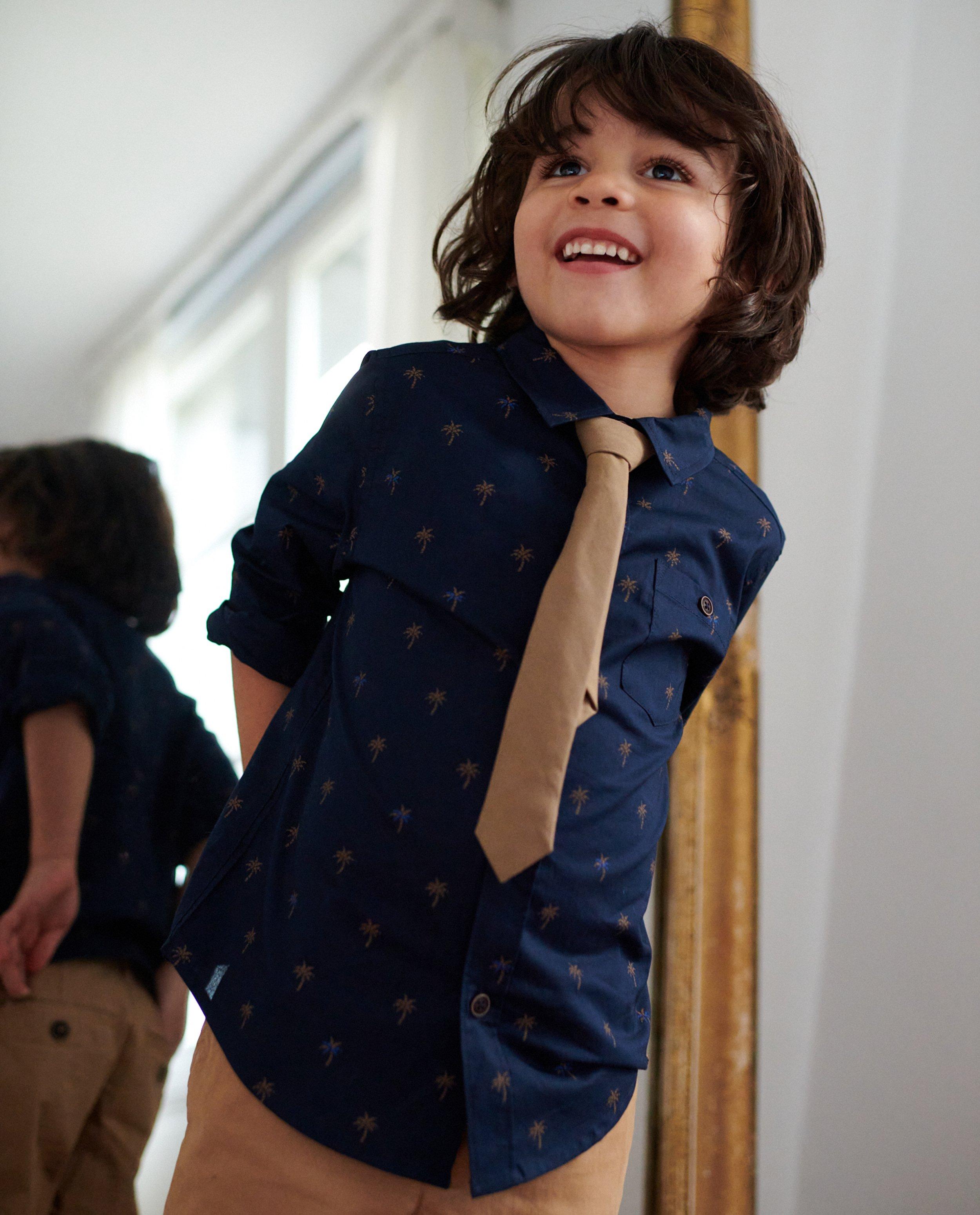 Chemise avec une cravate, Communion - null - Fish & Chips
