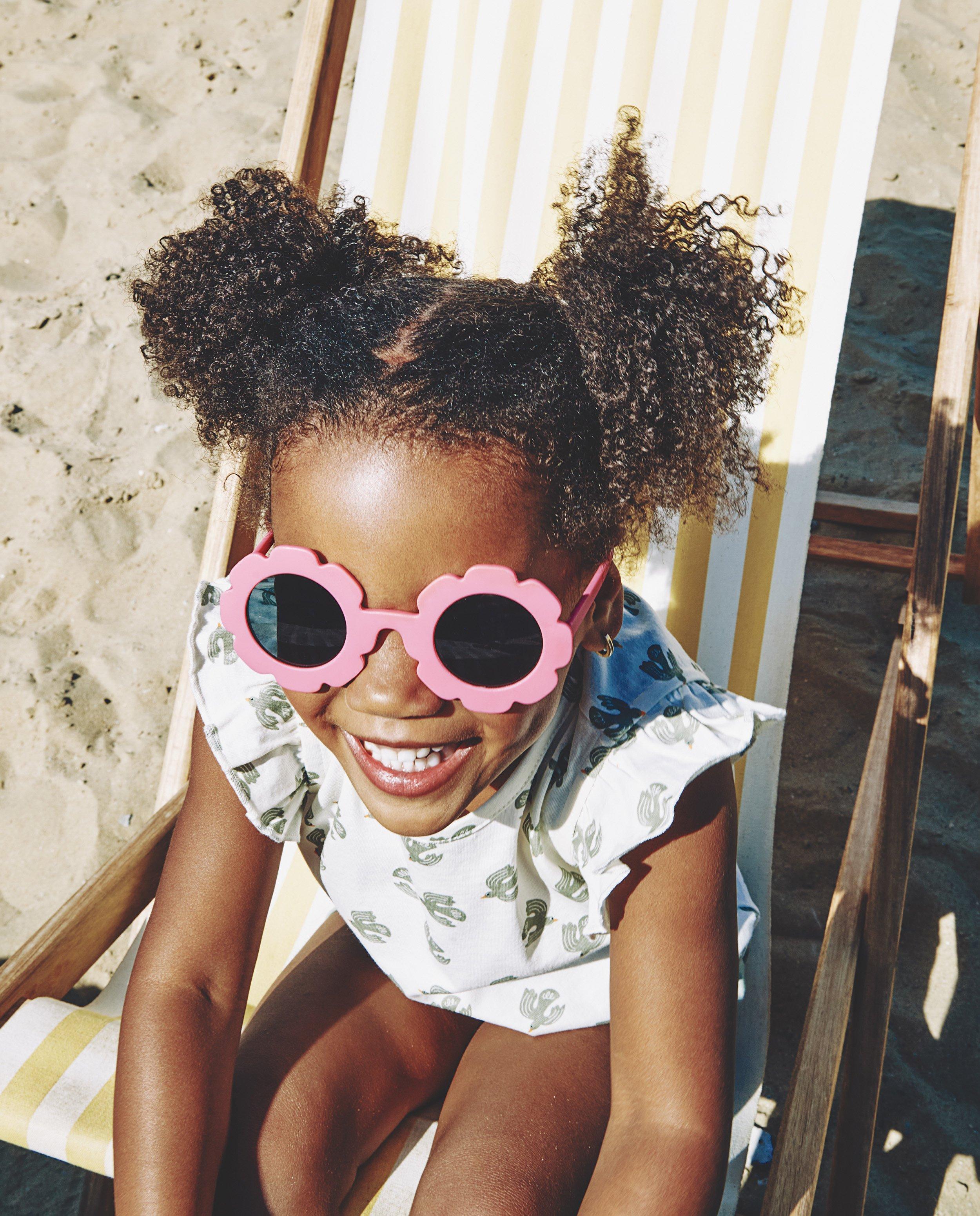 Lunettes de soleil à monture fleurie - null - Cuddles and Smiles