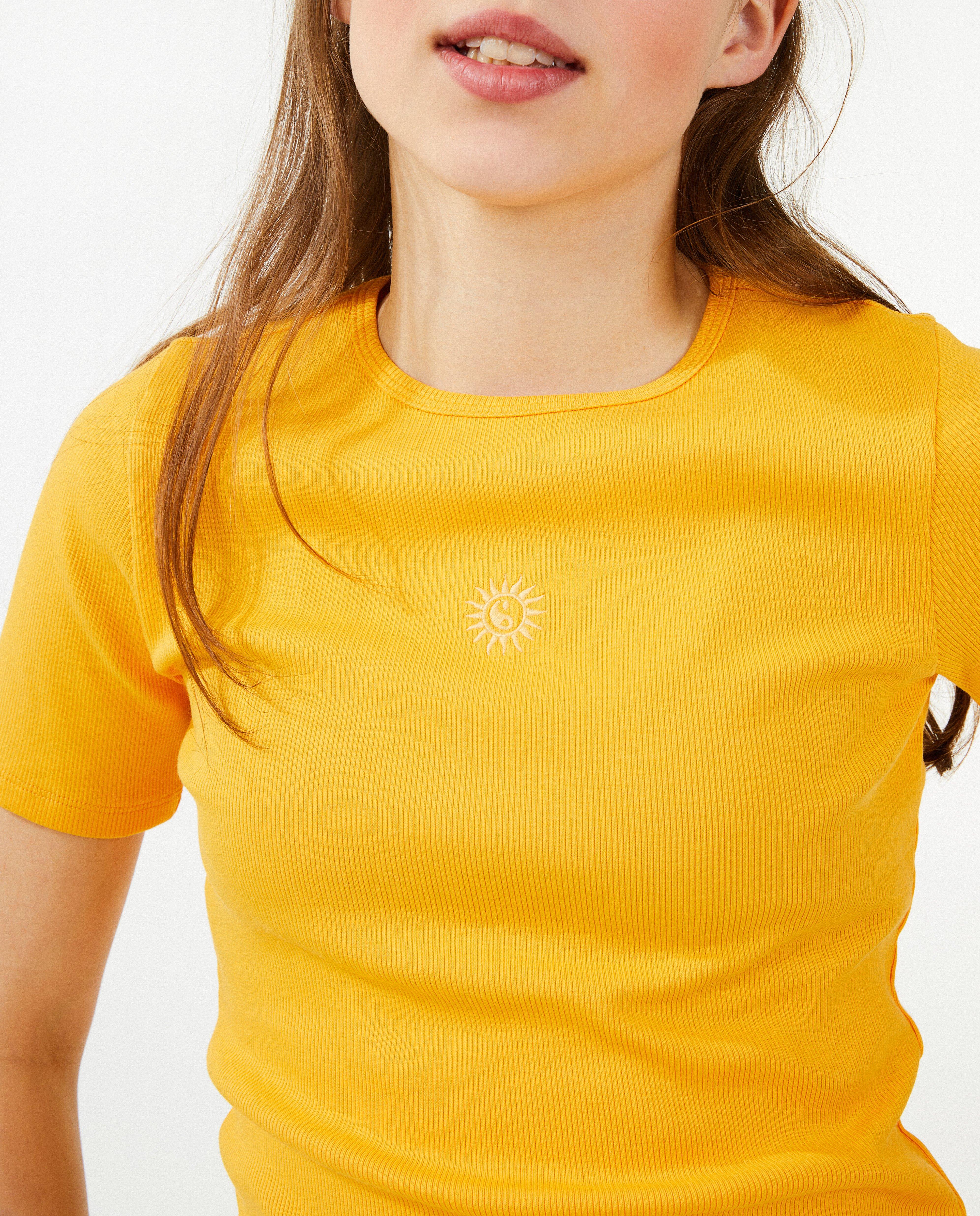 T-shirts - T-shirt jaune avec broderie