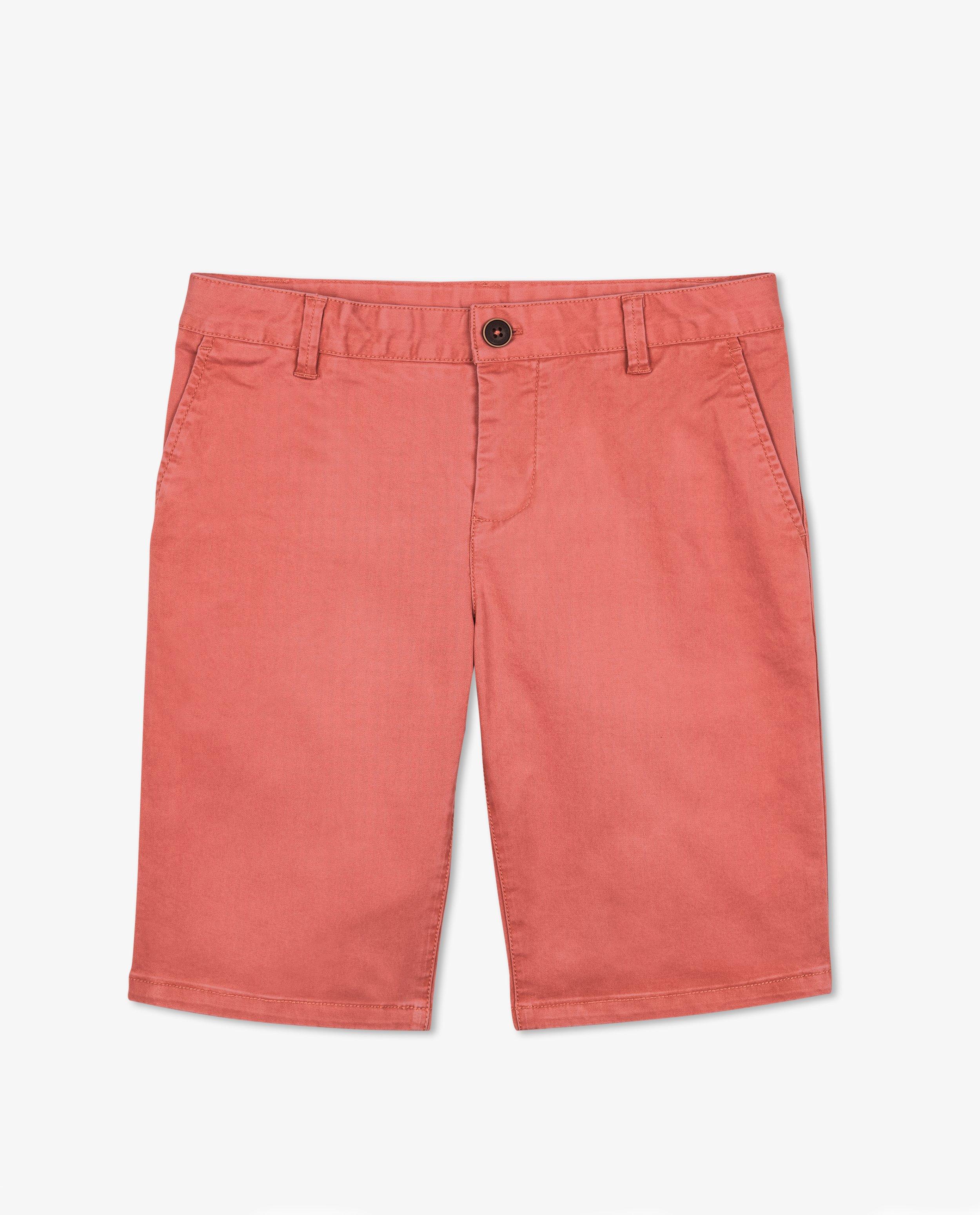 Shorten - Rode bermuda, Communie