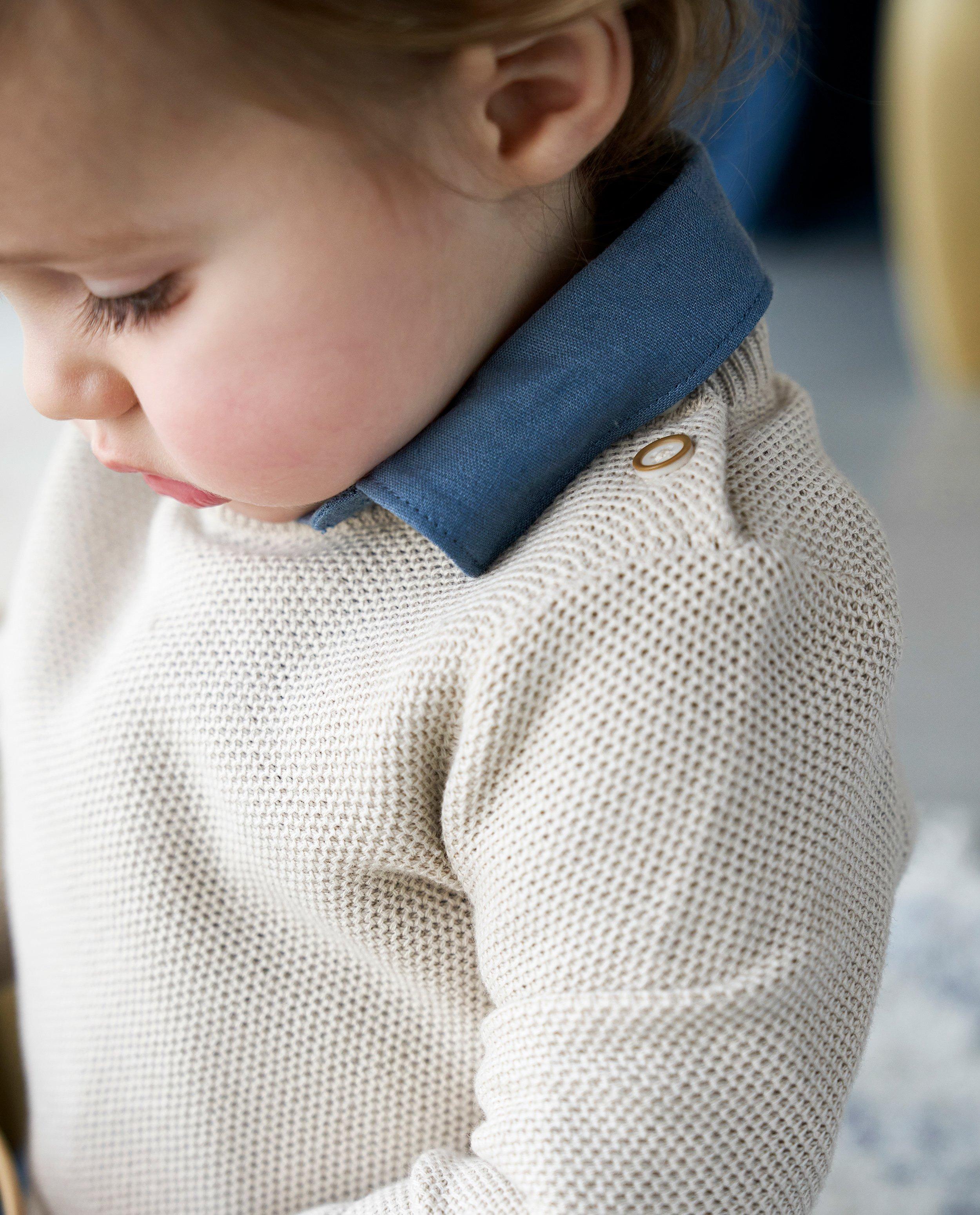 Truien - Beige trui met knopen