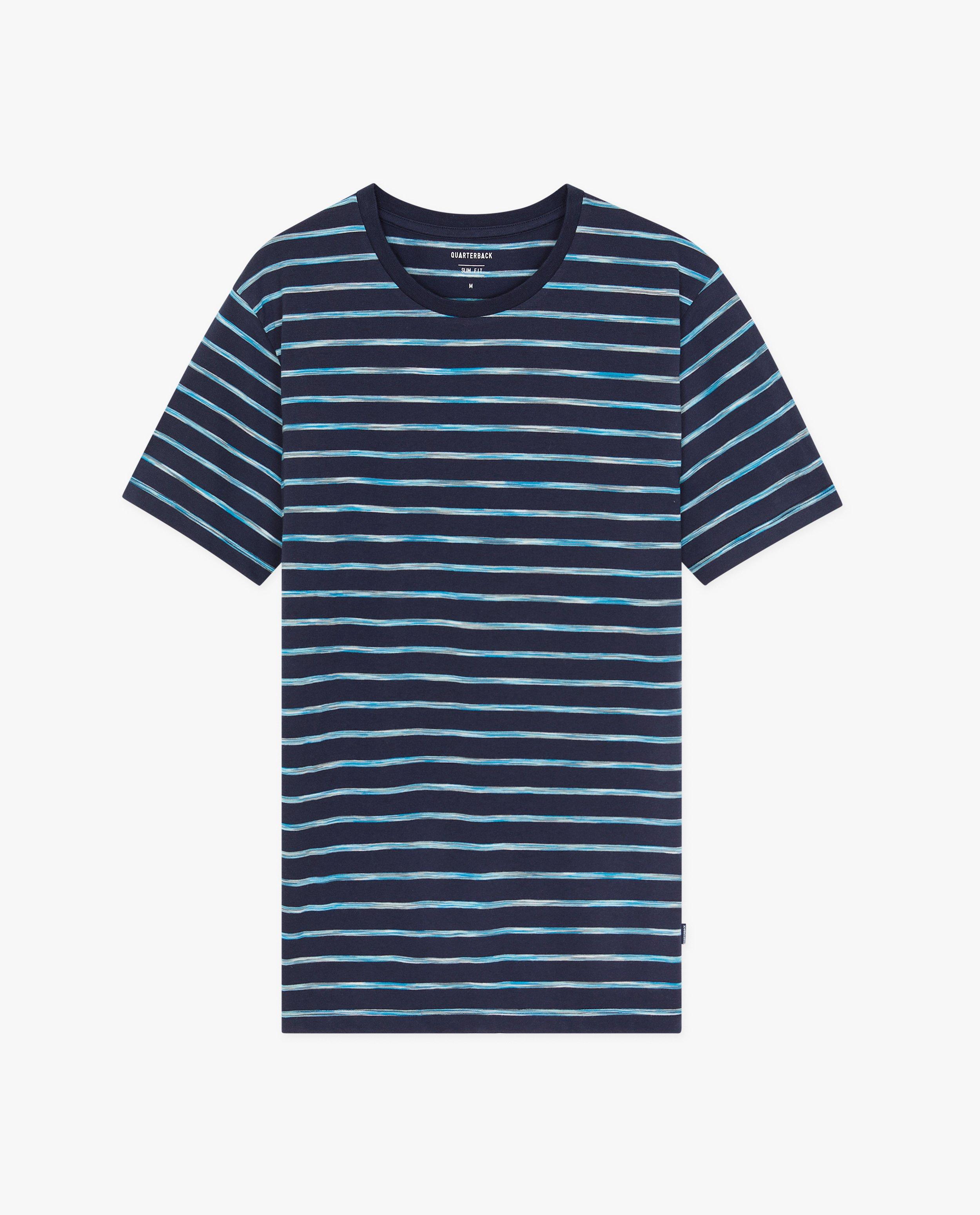 bleu foncé