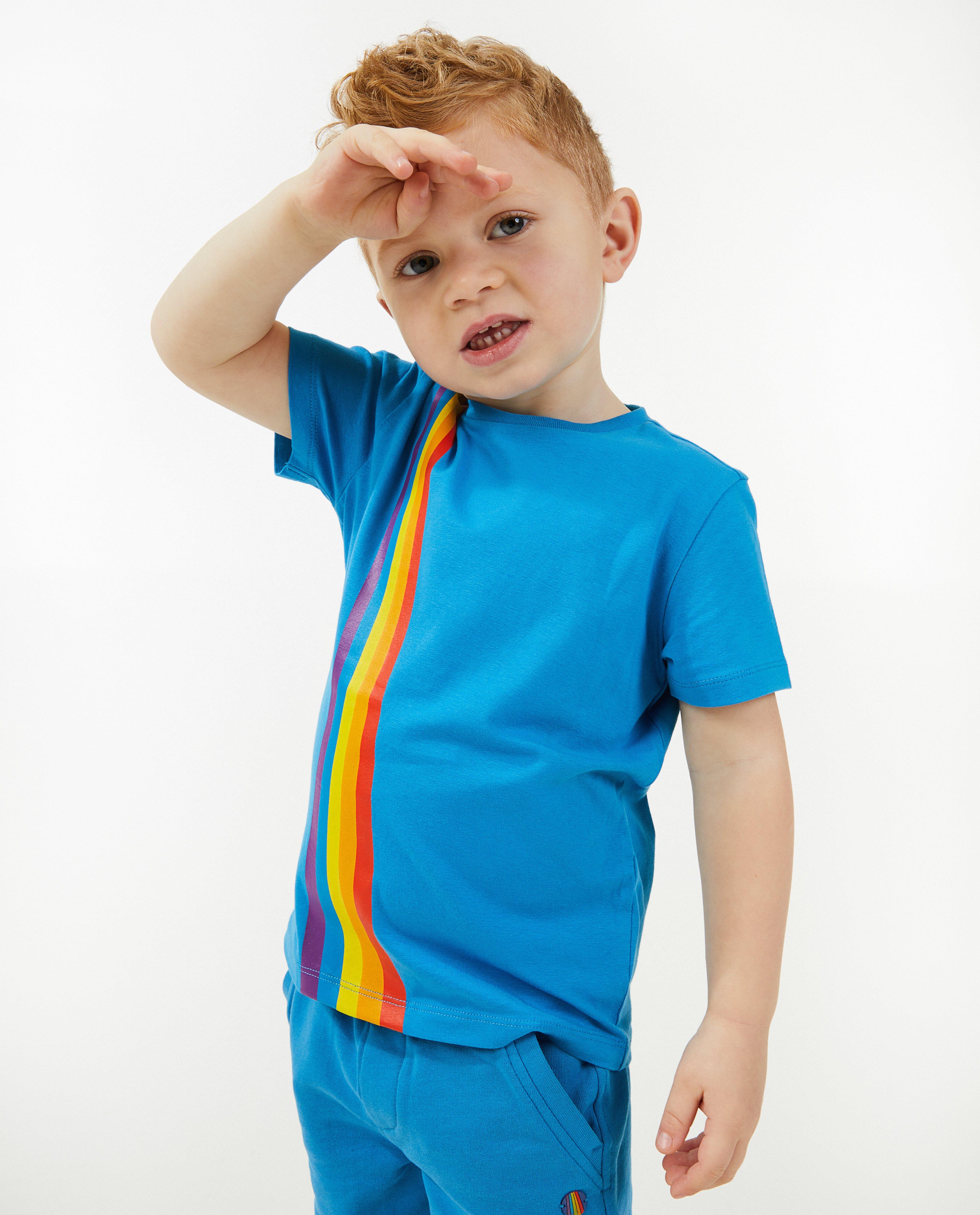 T-shirts - T-shirt met regenboog