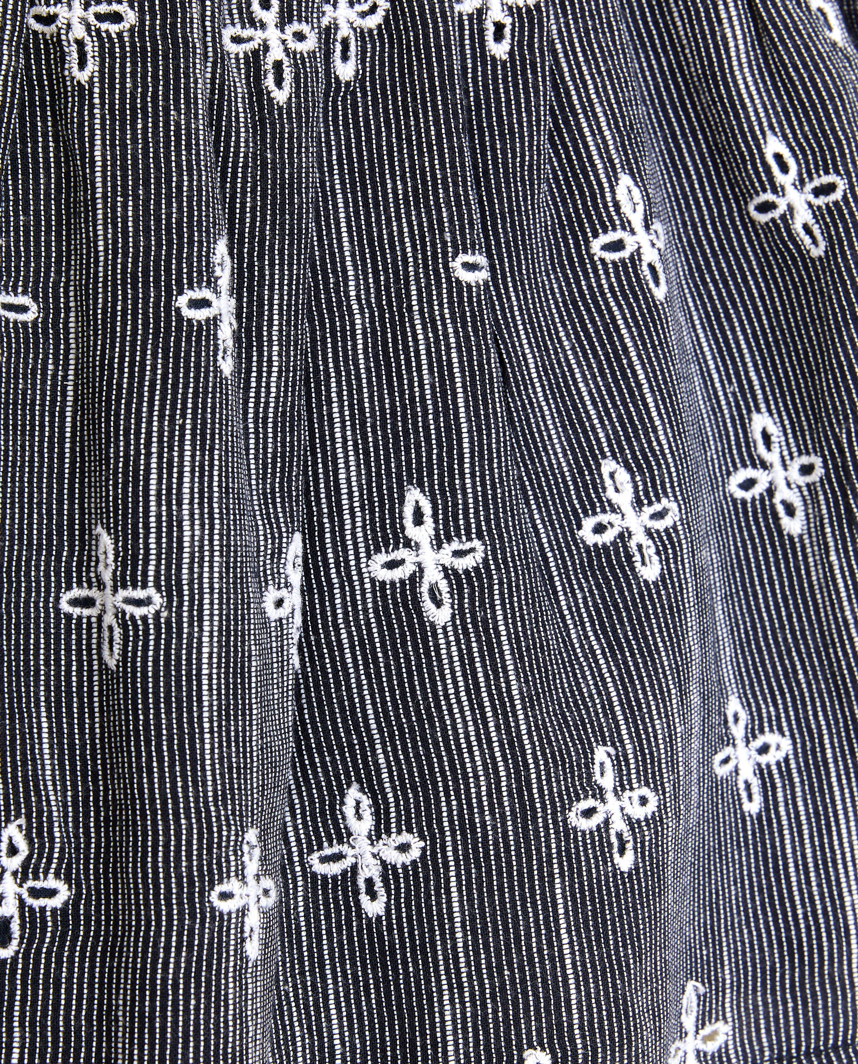 Jupes - Jupe avec de la broderie anglaise