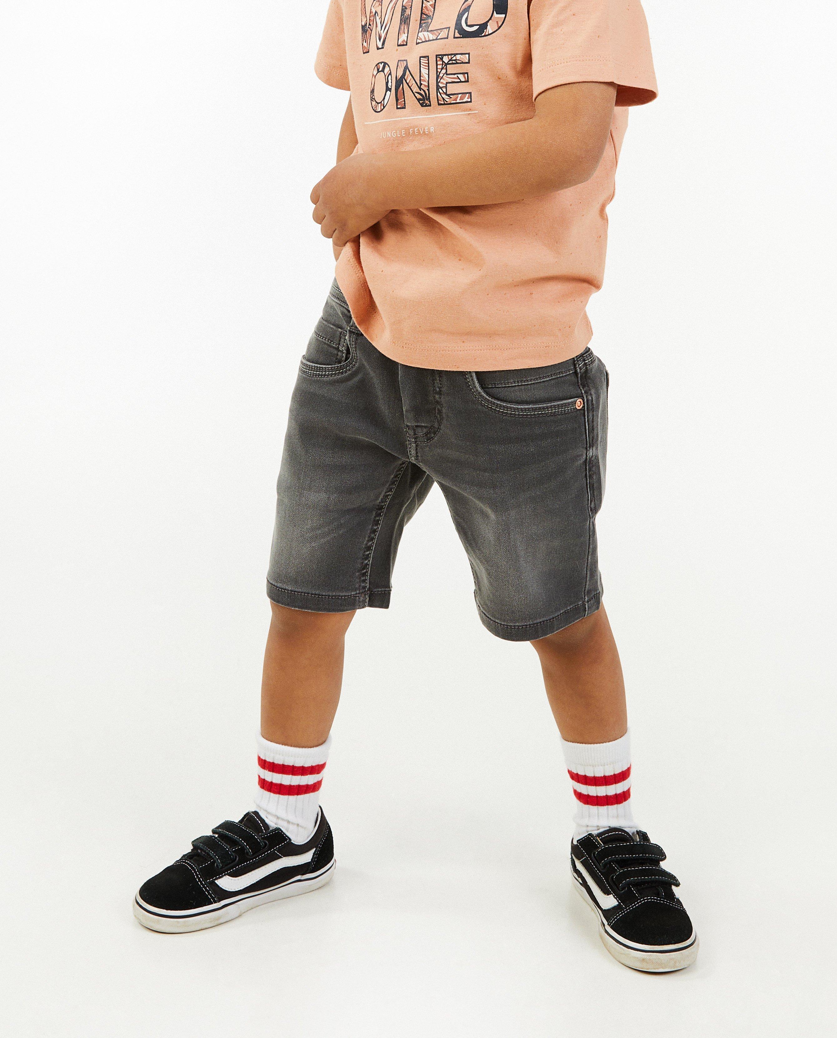 Shorten - Donkergrijze jeansshort, 2-7 jaar