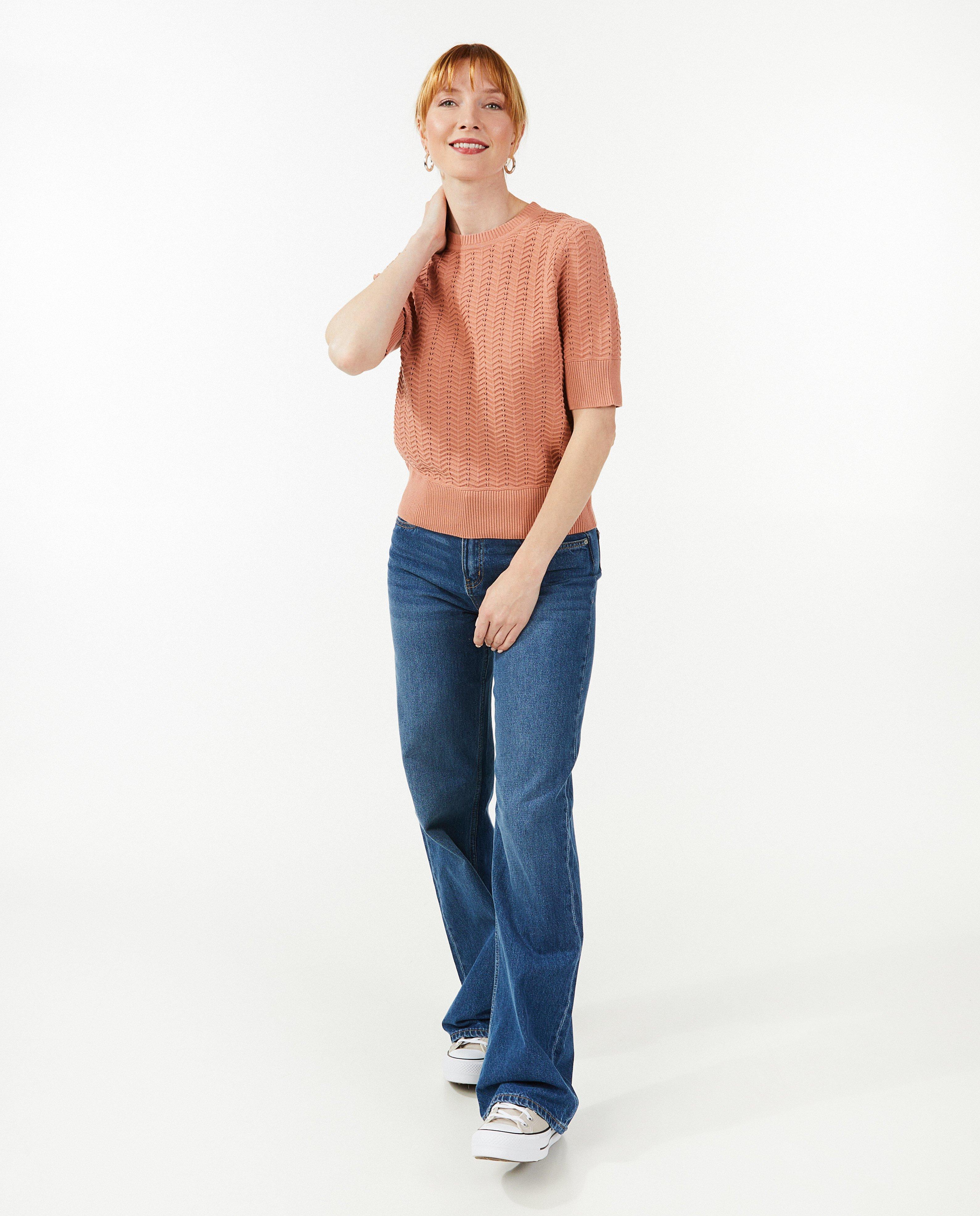 Pull vieux rose à motif en relief - null - Sora