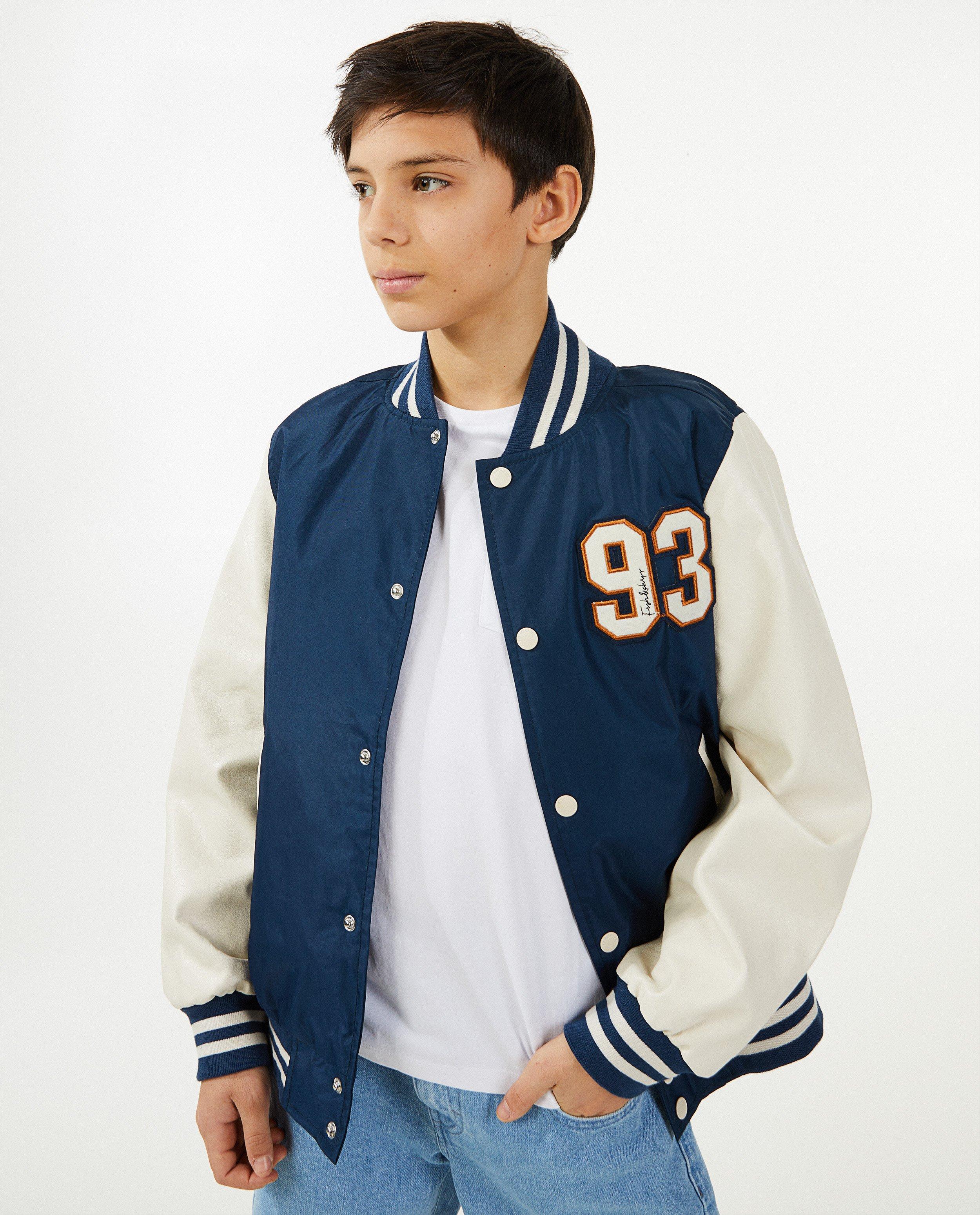 Poncho's en teddy's - Donkerblauwe letter jacket