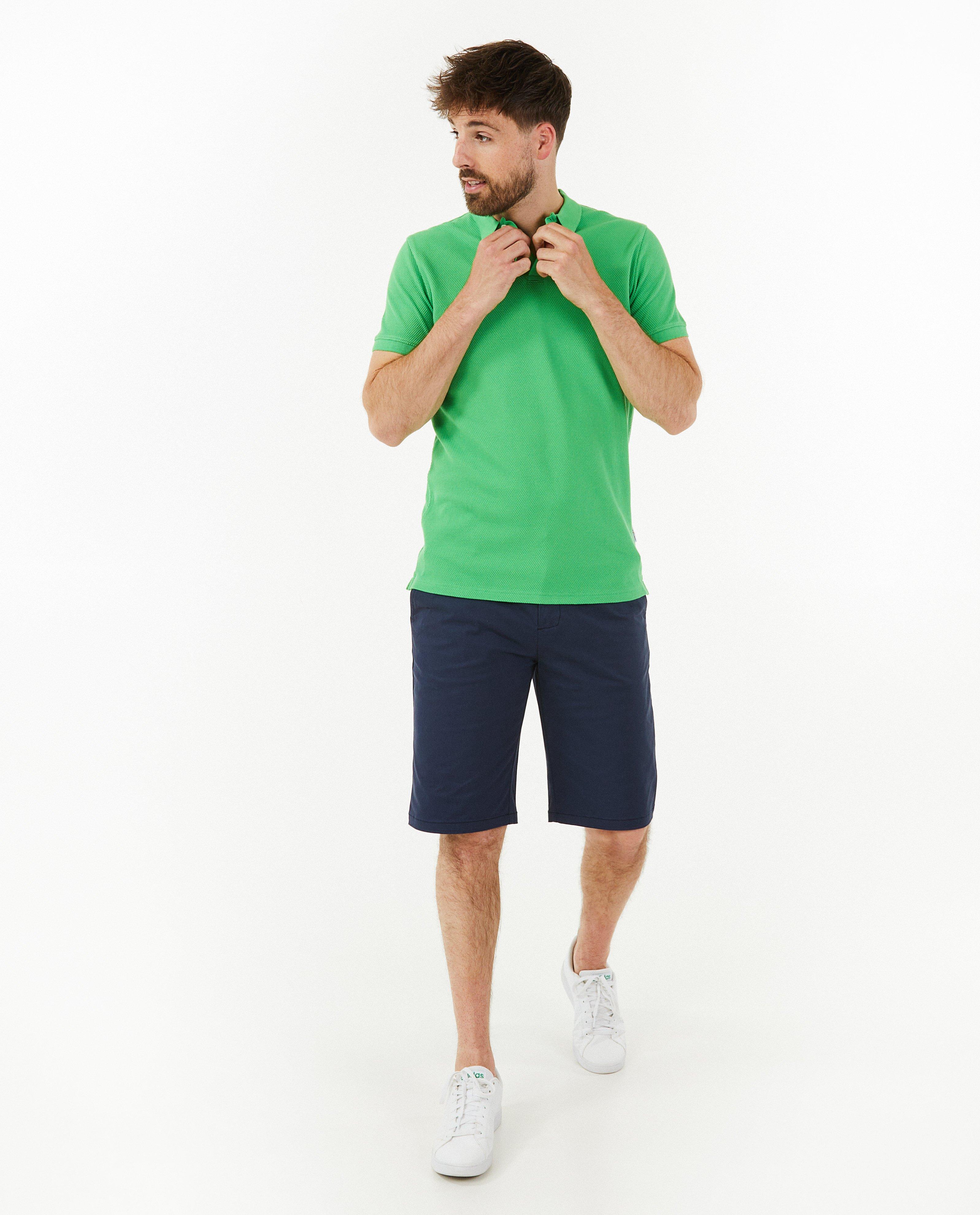 Polo met structuur, slim fit - Product Detail - felgroen - afbeelding nummer 1