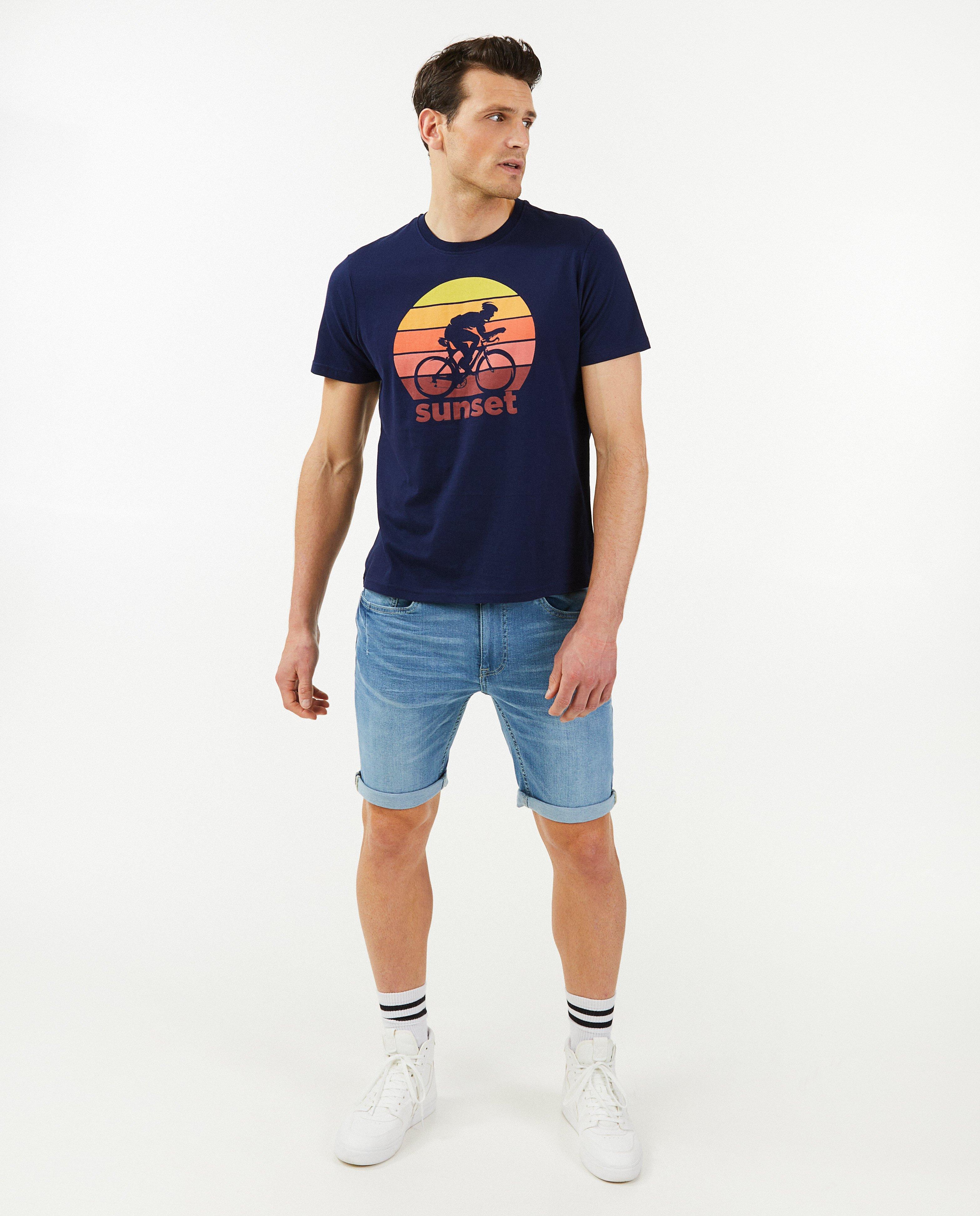 Short en jeans bleu - D&eacute;tails du produit - bleu clair - image num&eacute;ro 1