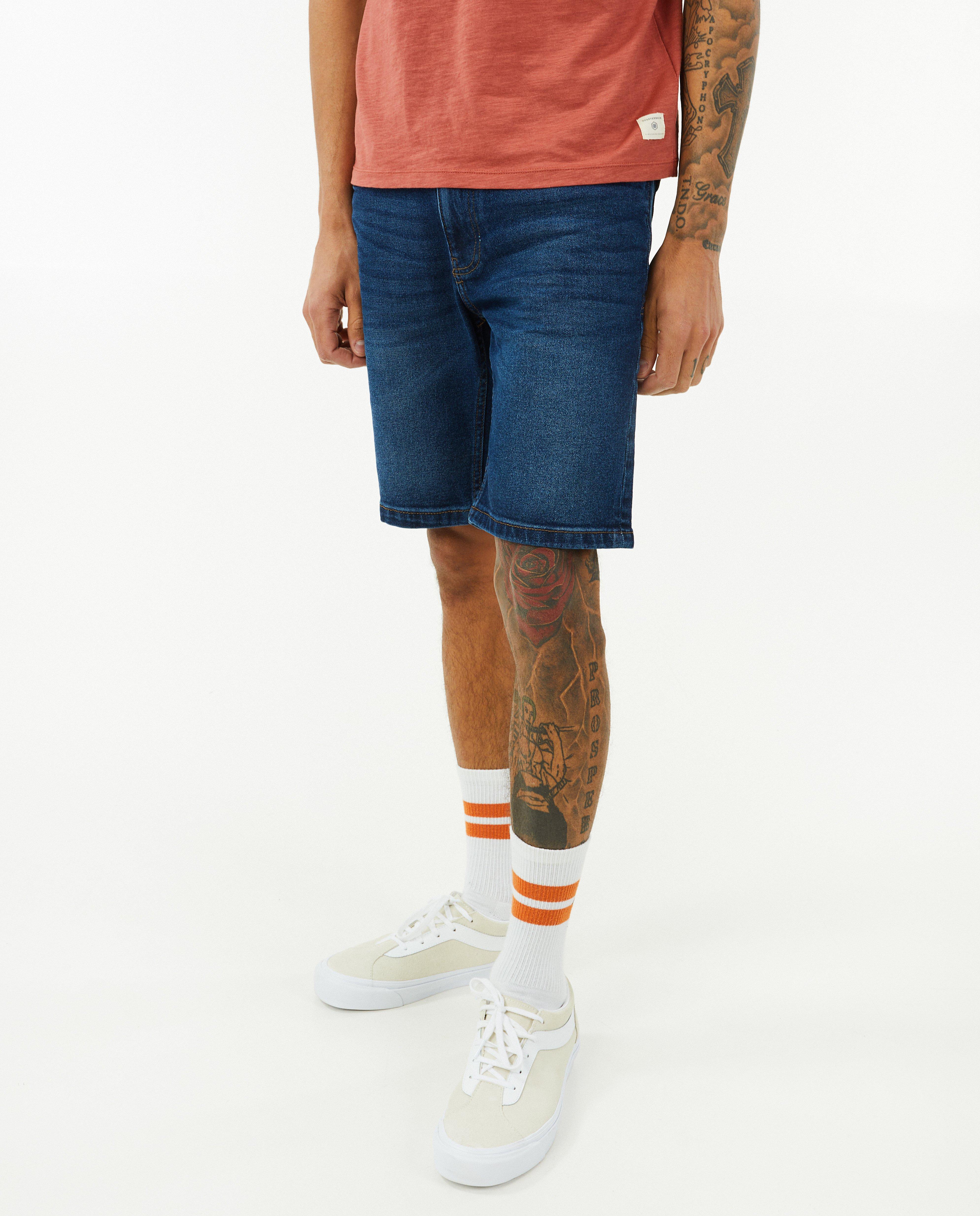Shorten - Donkerblauwe jeansshort, slim fit