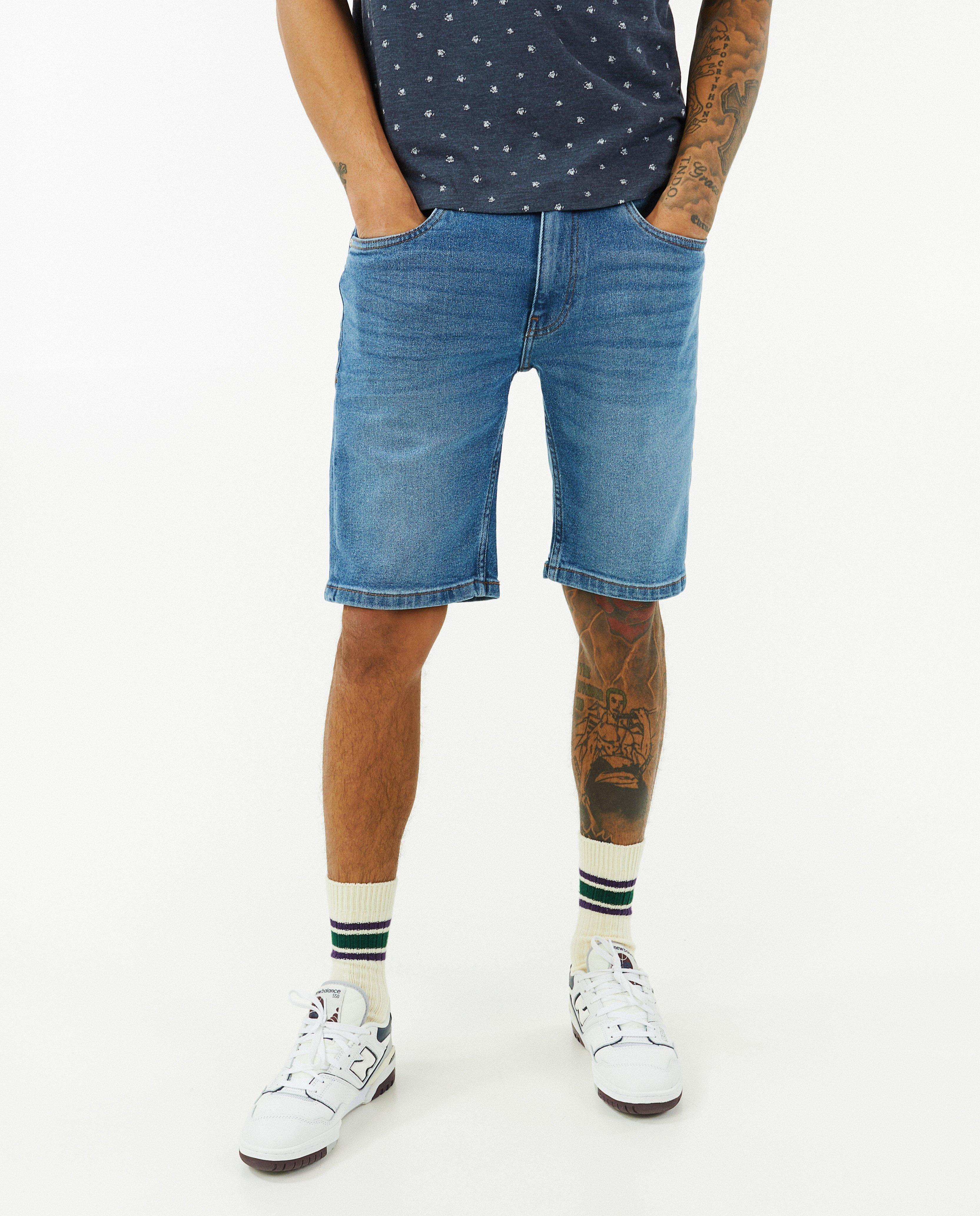 Shorten - Donkerblauwe jeansshort, slim fit