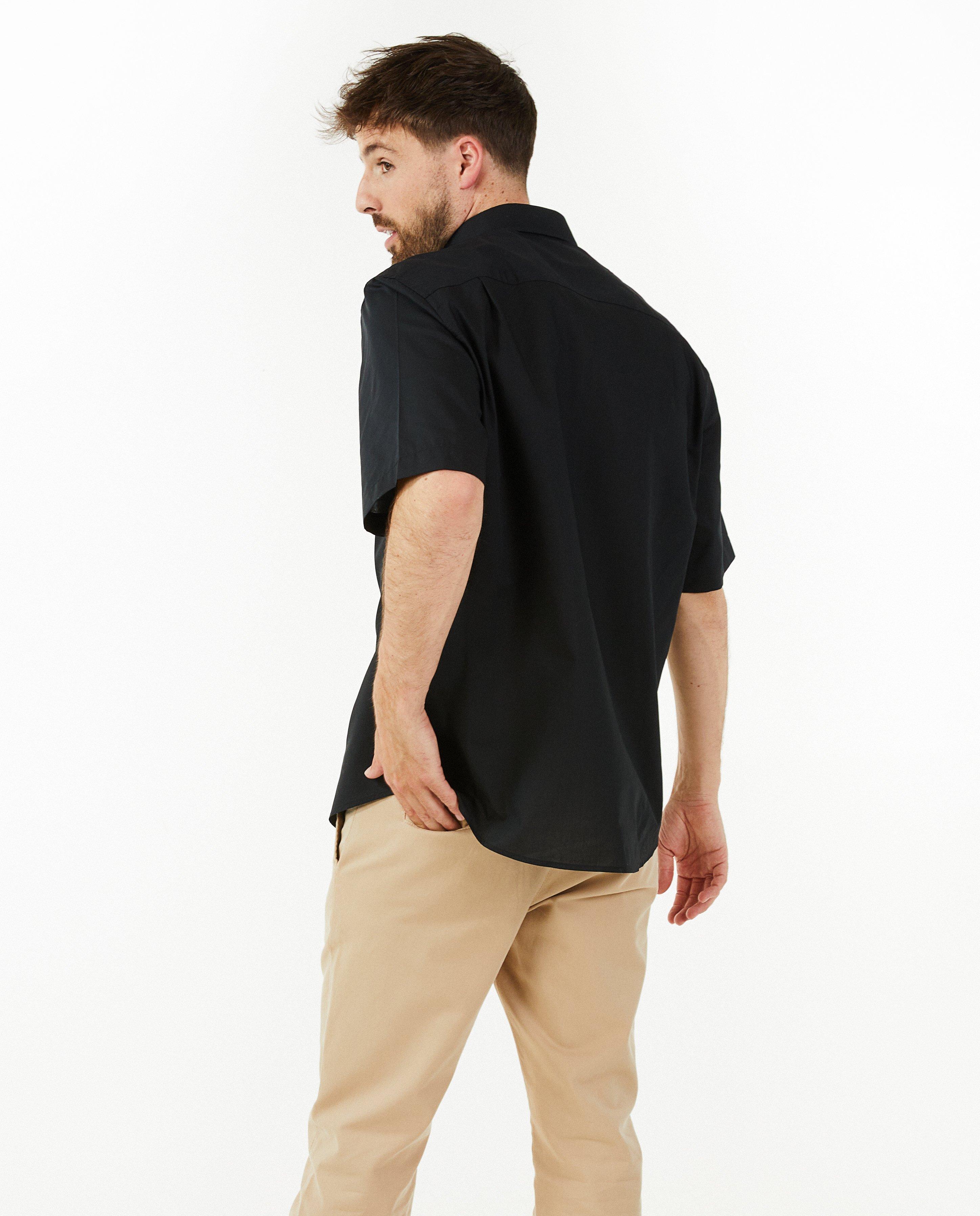 Zwart hemd, regular fit - Product Detail - zwart - afbeelding nummer 3