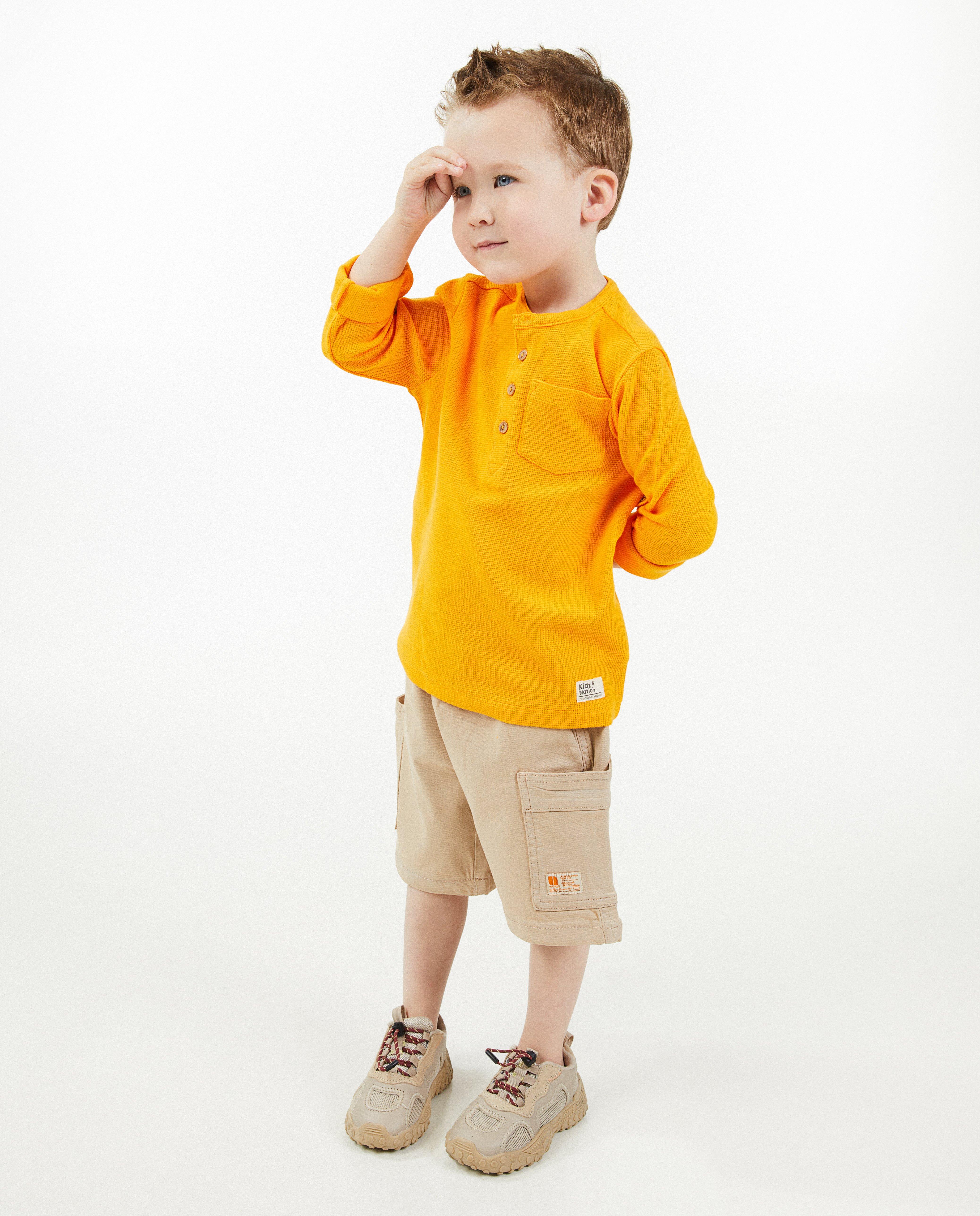Beige short, 2-7 jaar - Product Detail - lichtbeige - afbeelding nummer 1
