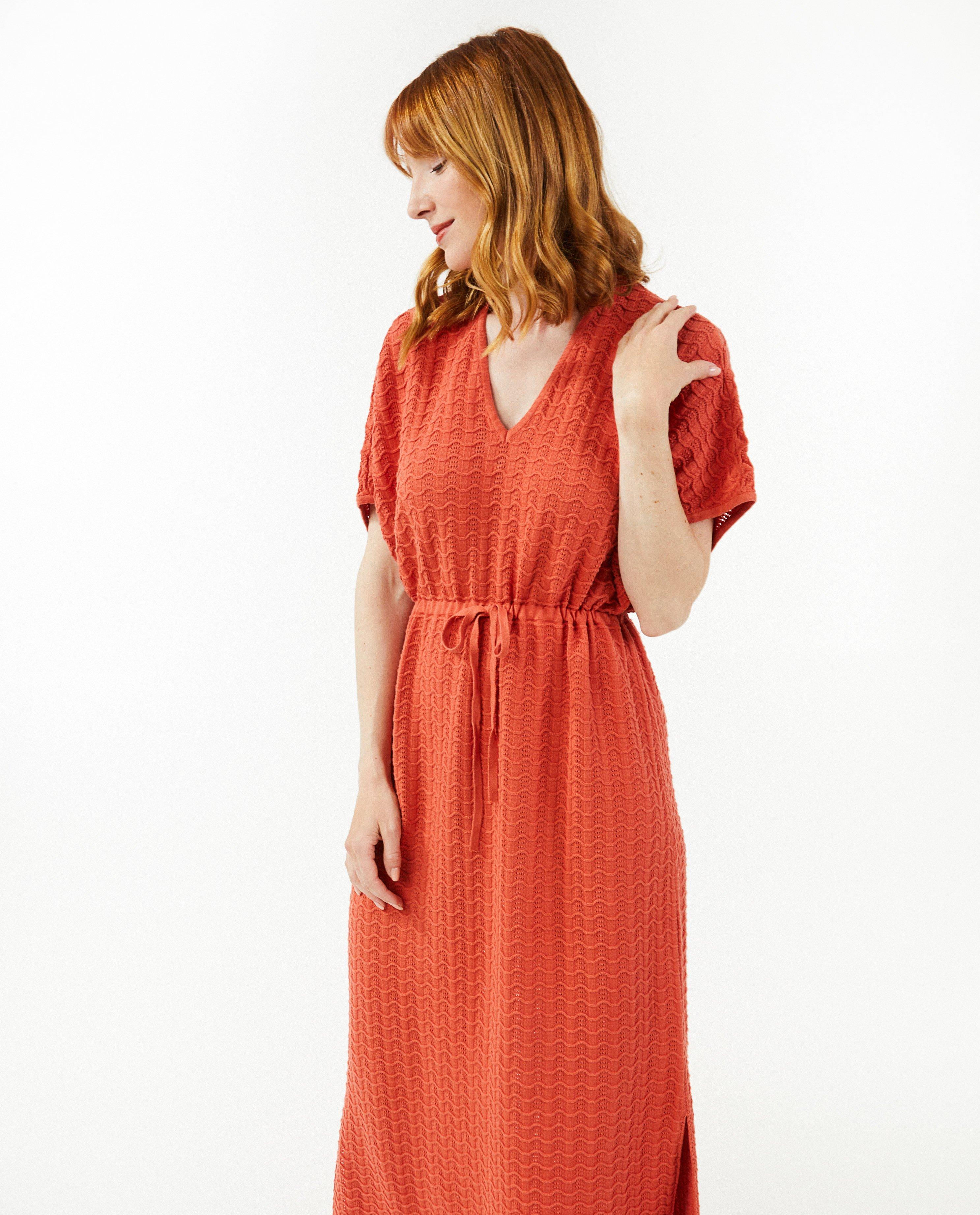 Robes - Robe en tricot ajouré