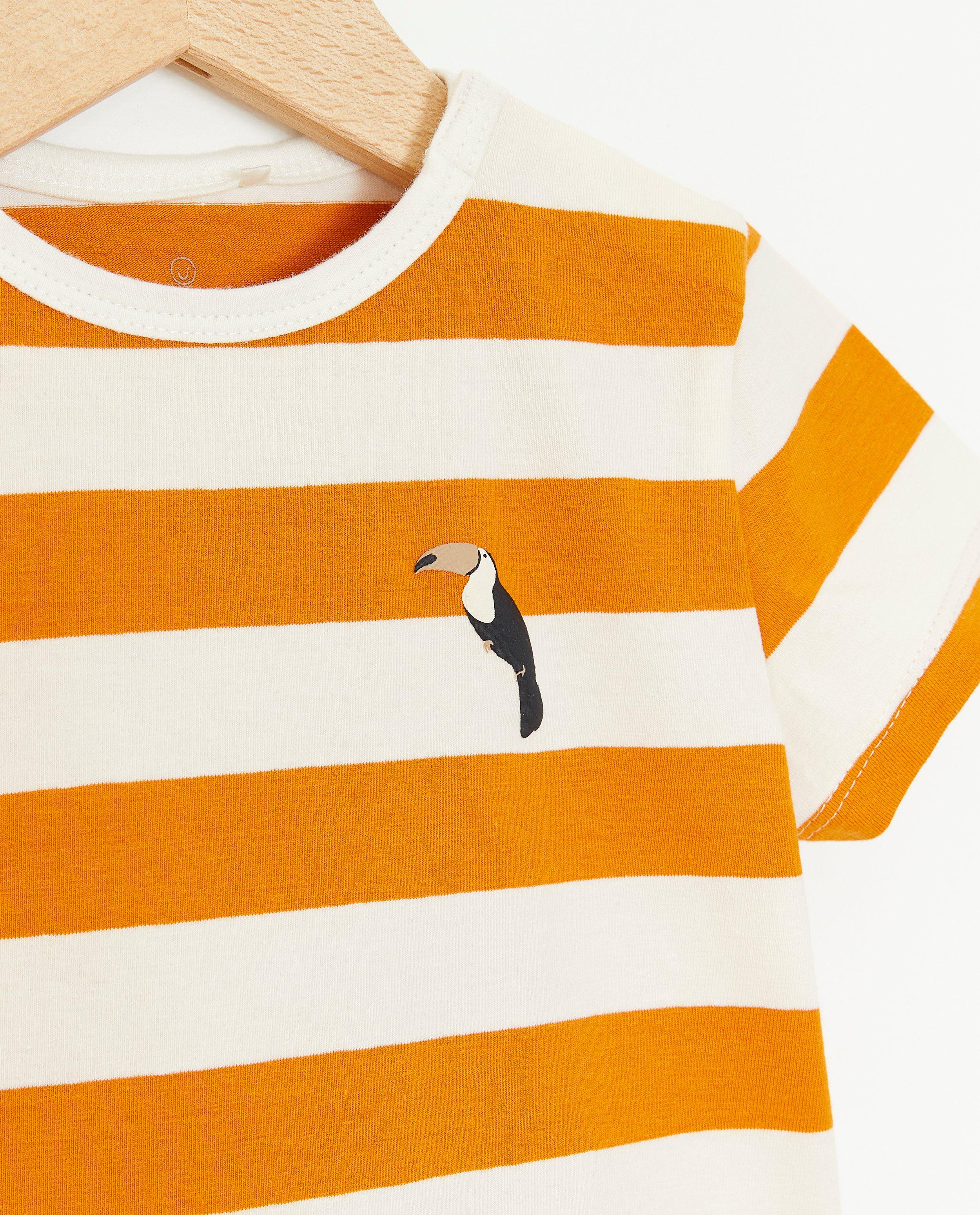 T-shirts - T-shirt met reliëfprint