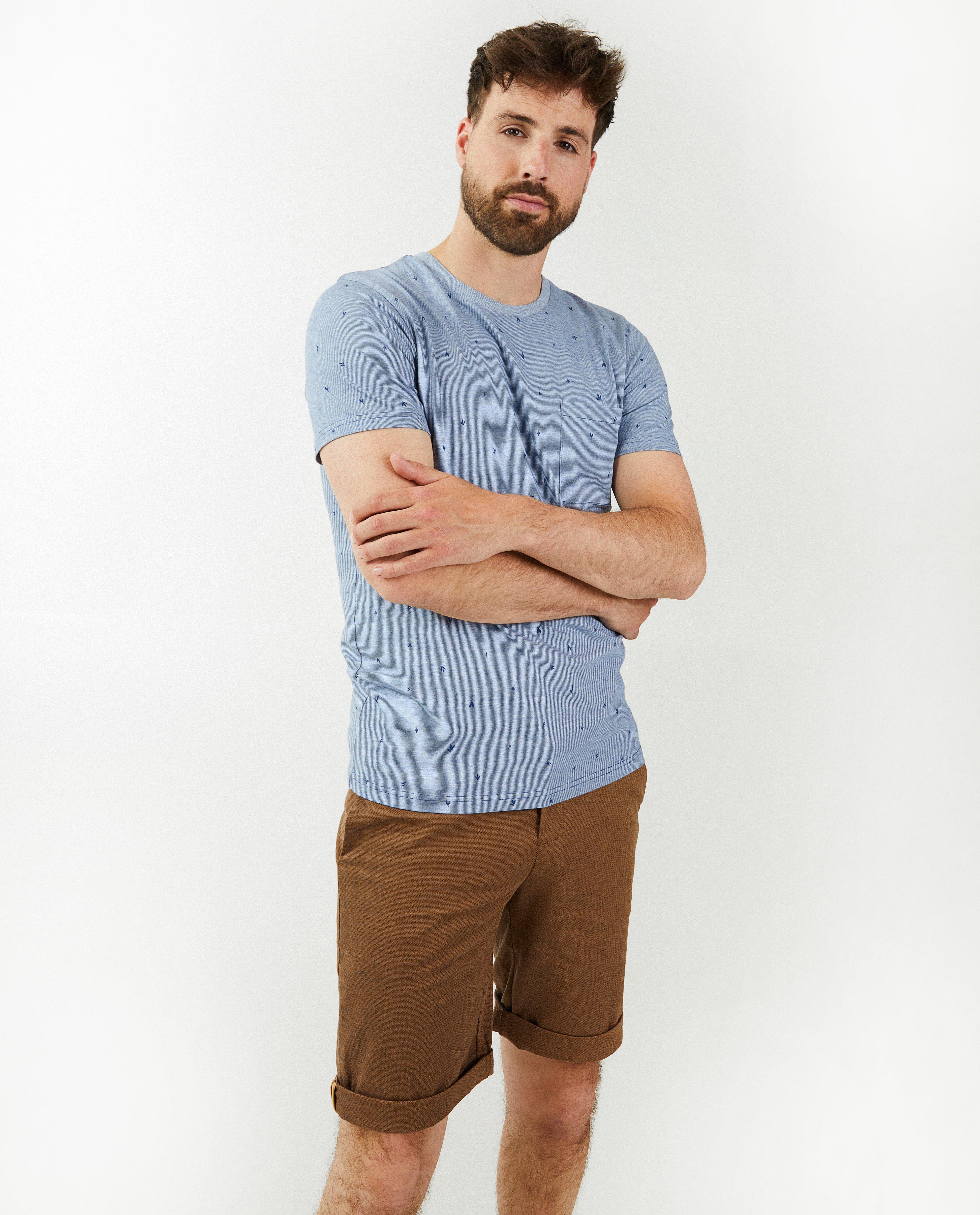 T-shirts - T-shirt met blaadjesprint